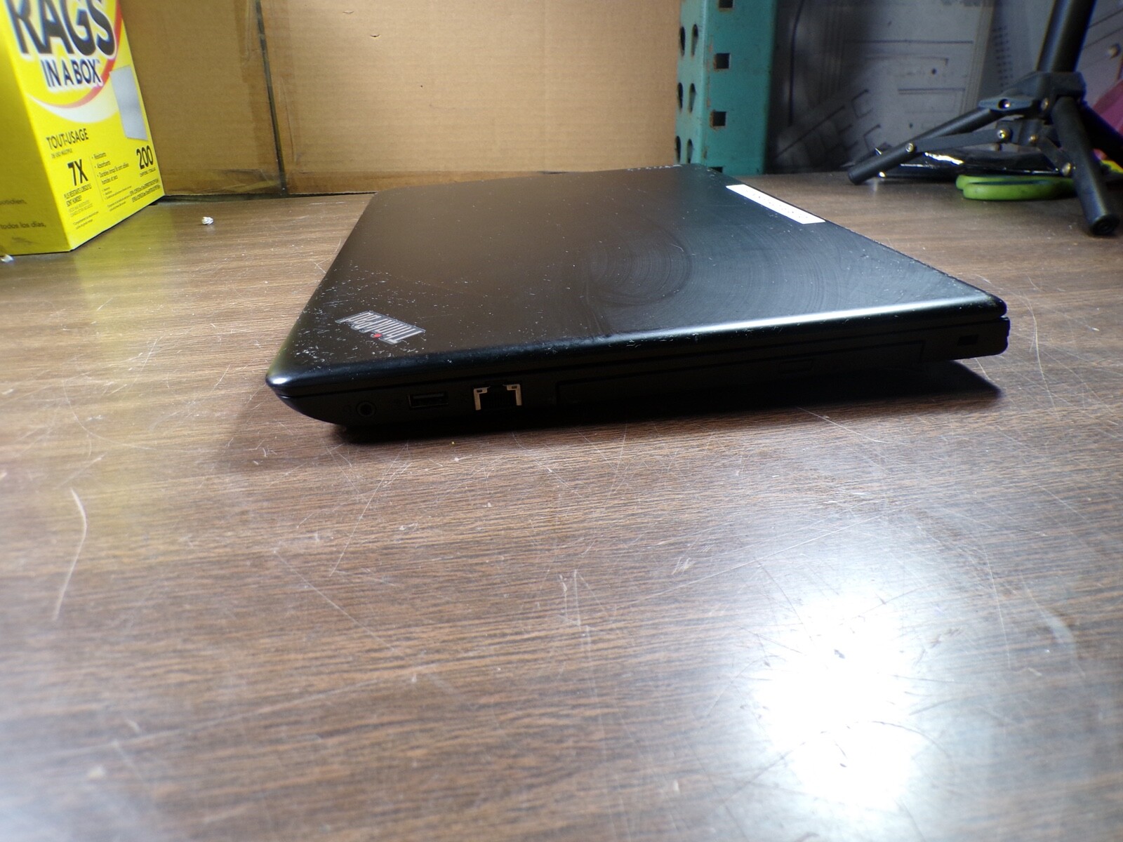 THINKPAD LENOVO E570 INTEL CORE i5-6200U 2.30GHZ 12GB RAM **NO HD/ NO CADDIE