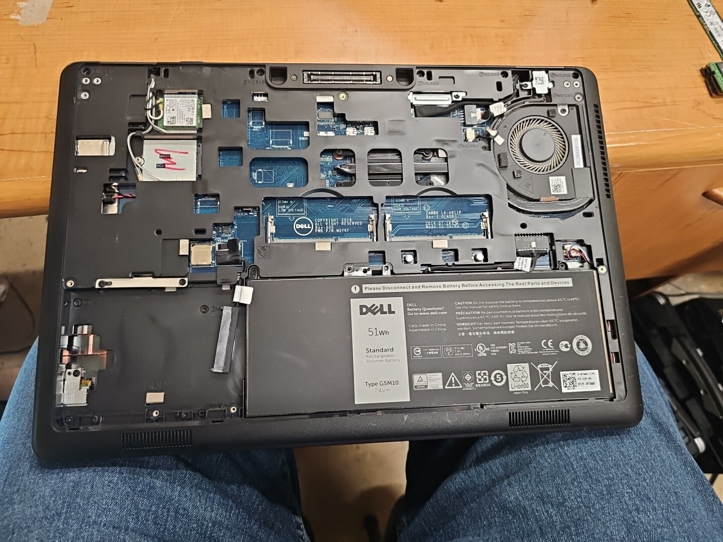 Dell Latitude E5550 Laptop 2.20GHz Core i5-5200U No RAM No HDD w/ Battery