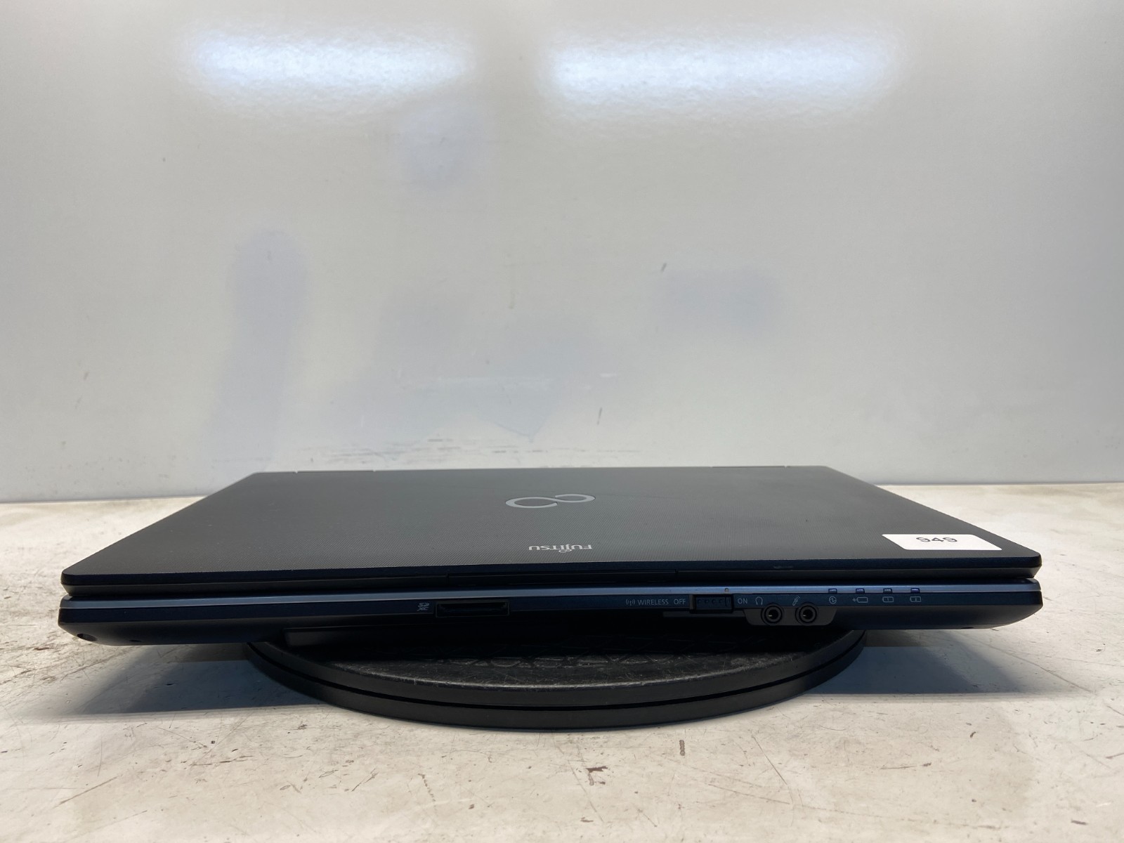 Fujitsu LifeBook E752 Intel i5-3340M 2.7GHz 4 GB NO HDD