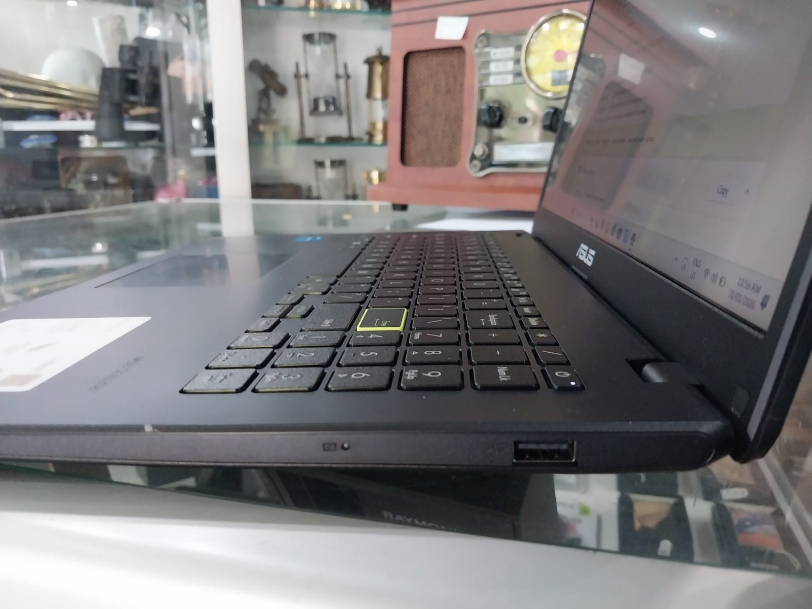 ASUS VIVOBOOK GO 15 E510K WINDOWS 11 HOME IN S MODE 128GB SSD 4GB RAM / 15.6″