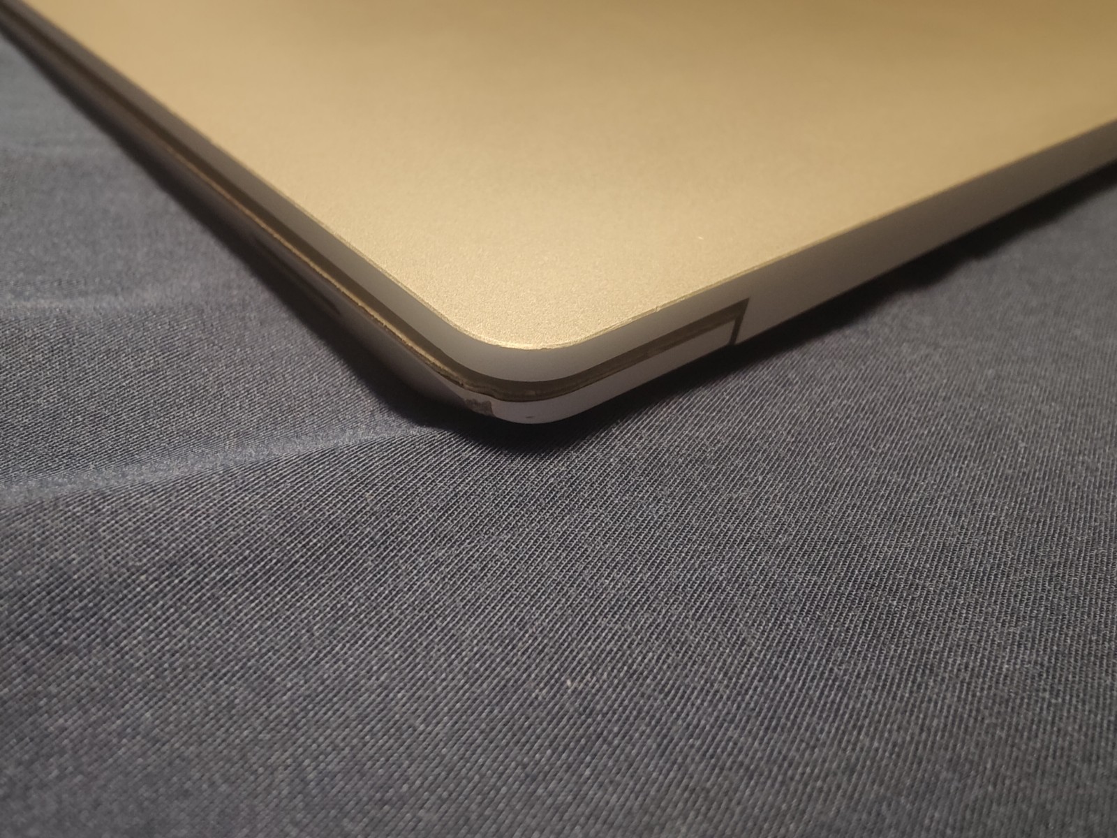 Microsoft Surface Laptop 3 13.3″ i7-1065G7 16GB RAM 256GB SSD
