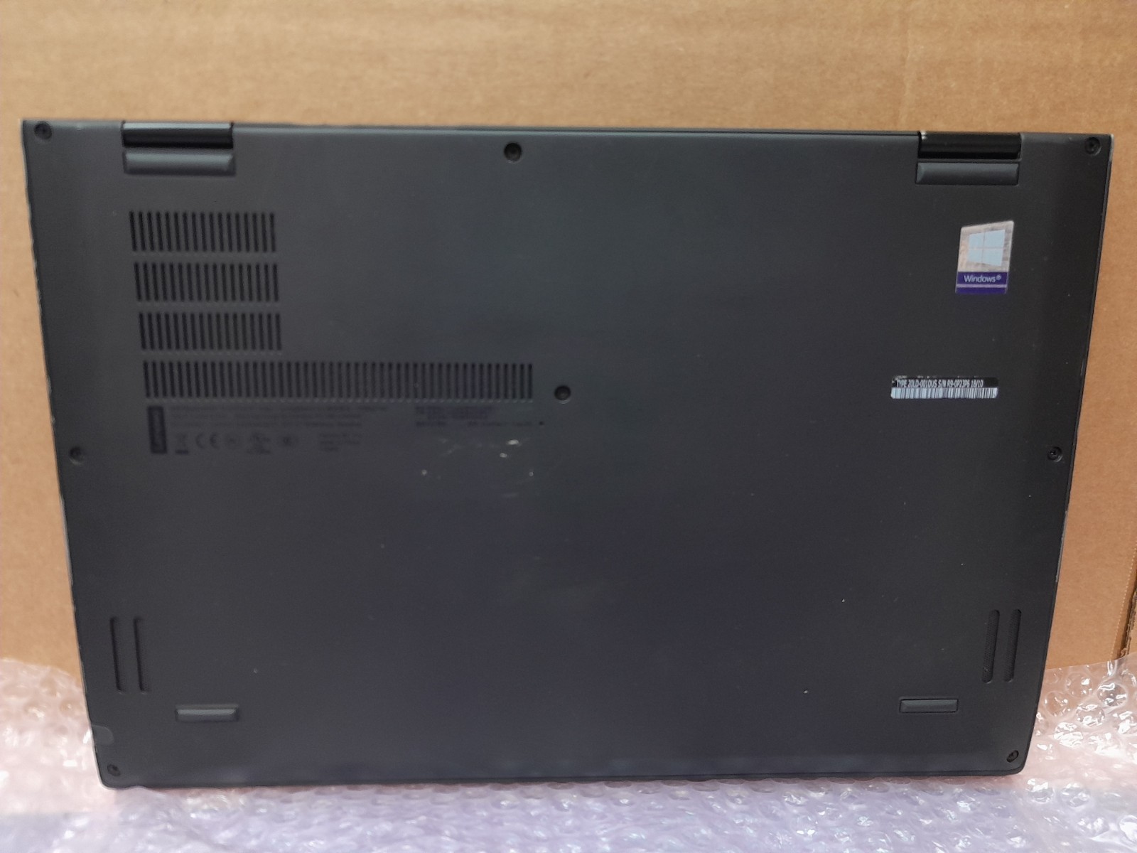 Lenovo X1 Yoga 3rd Gen 14″ Touchscreen i5-8350U 1.7GHz 16GB RAM, 256GB SSD, W11