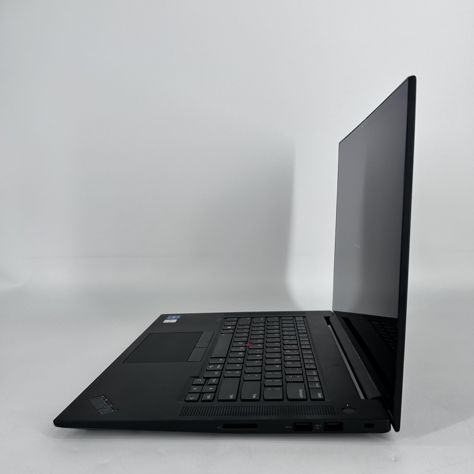 Lenovo ThinkPad P1 Gen 4 16 UHD+ TOUCH i7-11800H 2.30GHz 32GB 1TB SSD RTX A2000