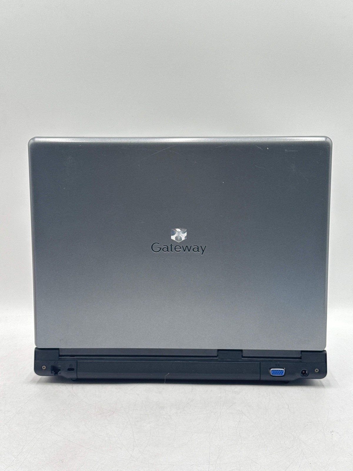 Gateway T-Series W350A 14″ Inch Laptop Computer – for parts