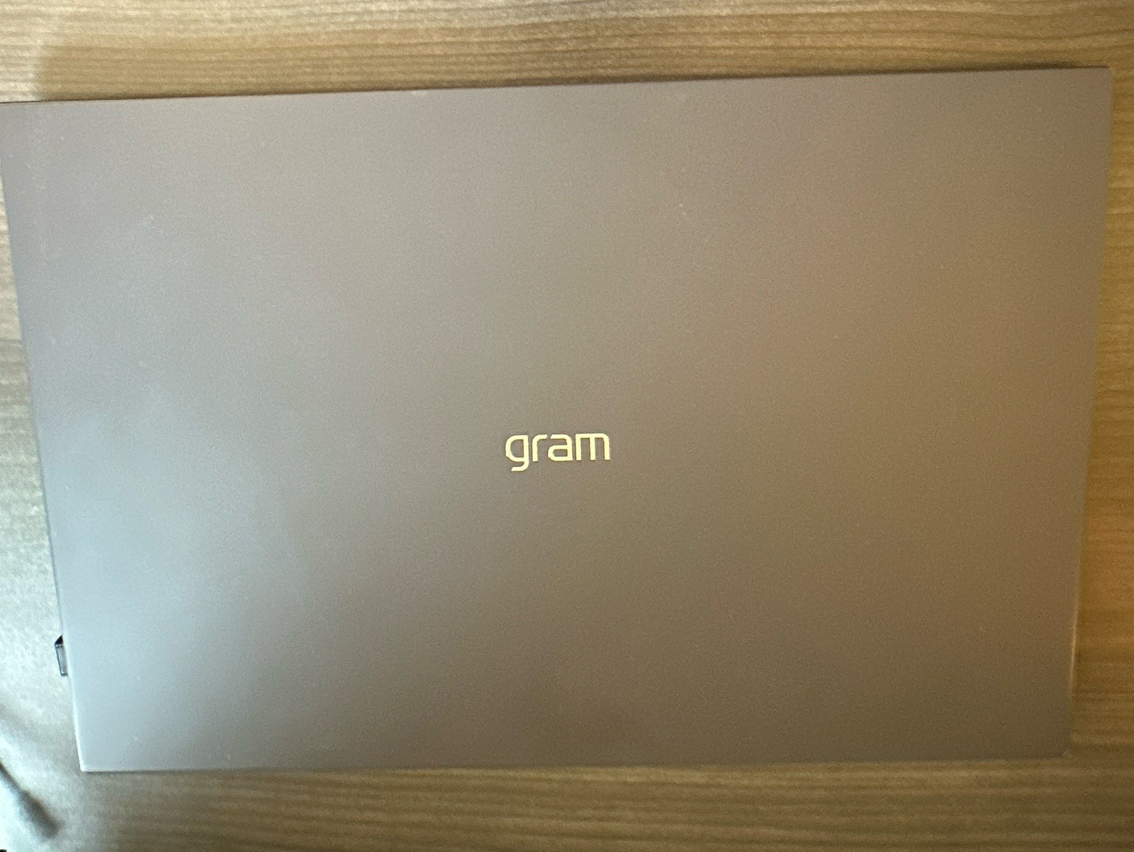 LG gram 16″ Gray Laptop i7-1260P 16GB RAM 477GB SSD Win 11 Home