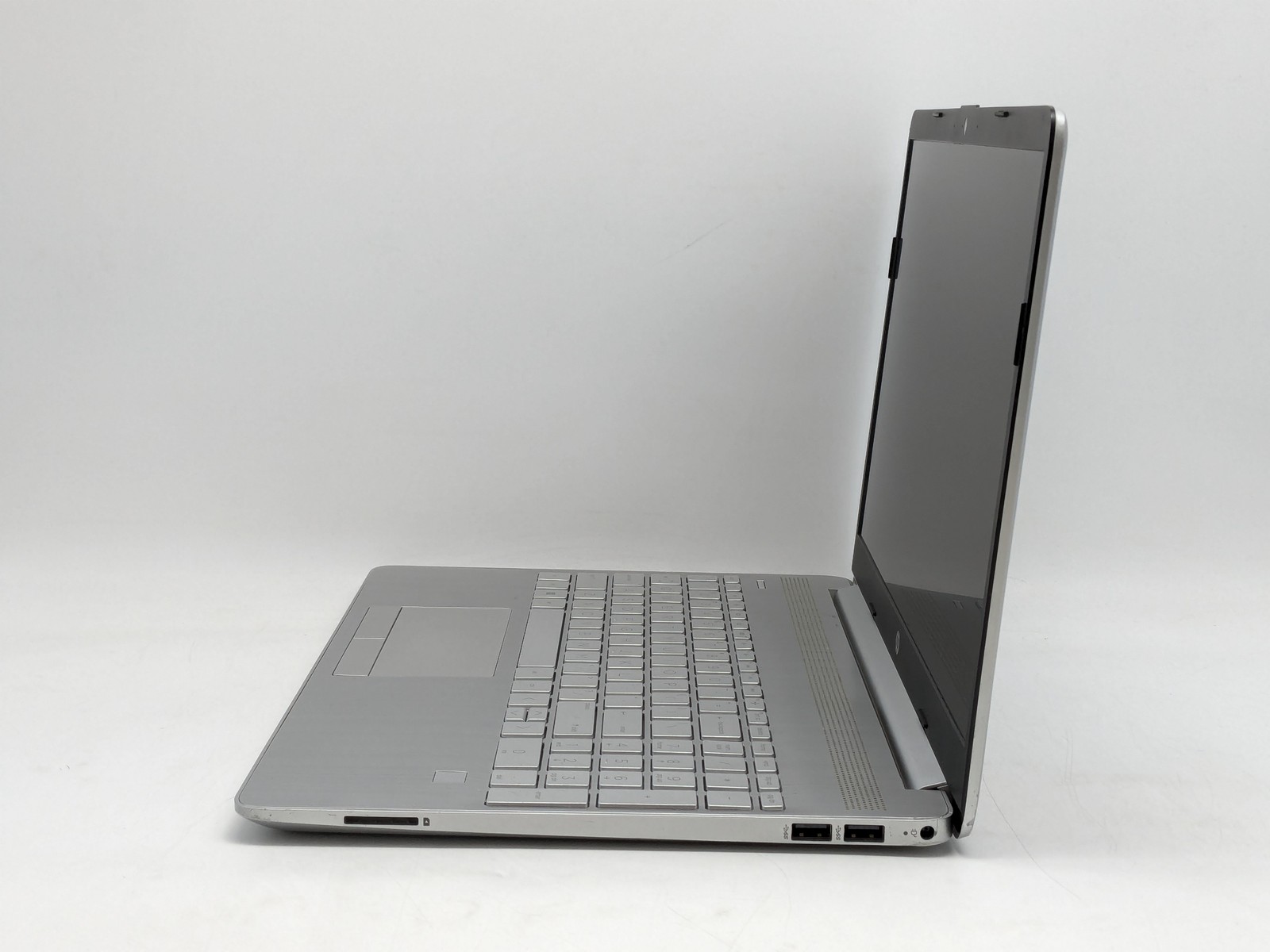 HP Laptop 15-dw3058cl 15.6″ i5-1135G7 8GB DDR4 256GB SSD Windows 11 Home