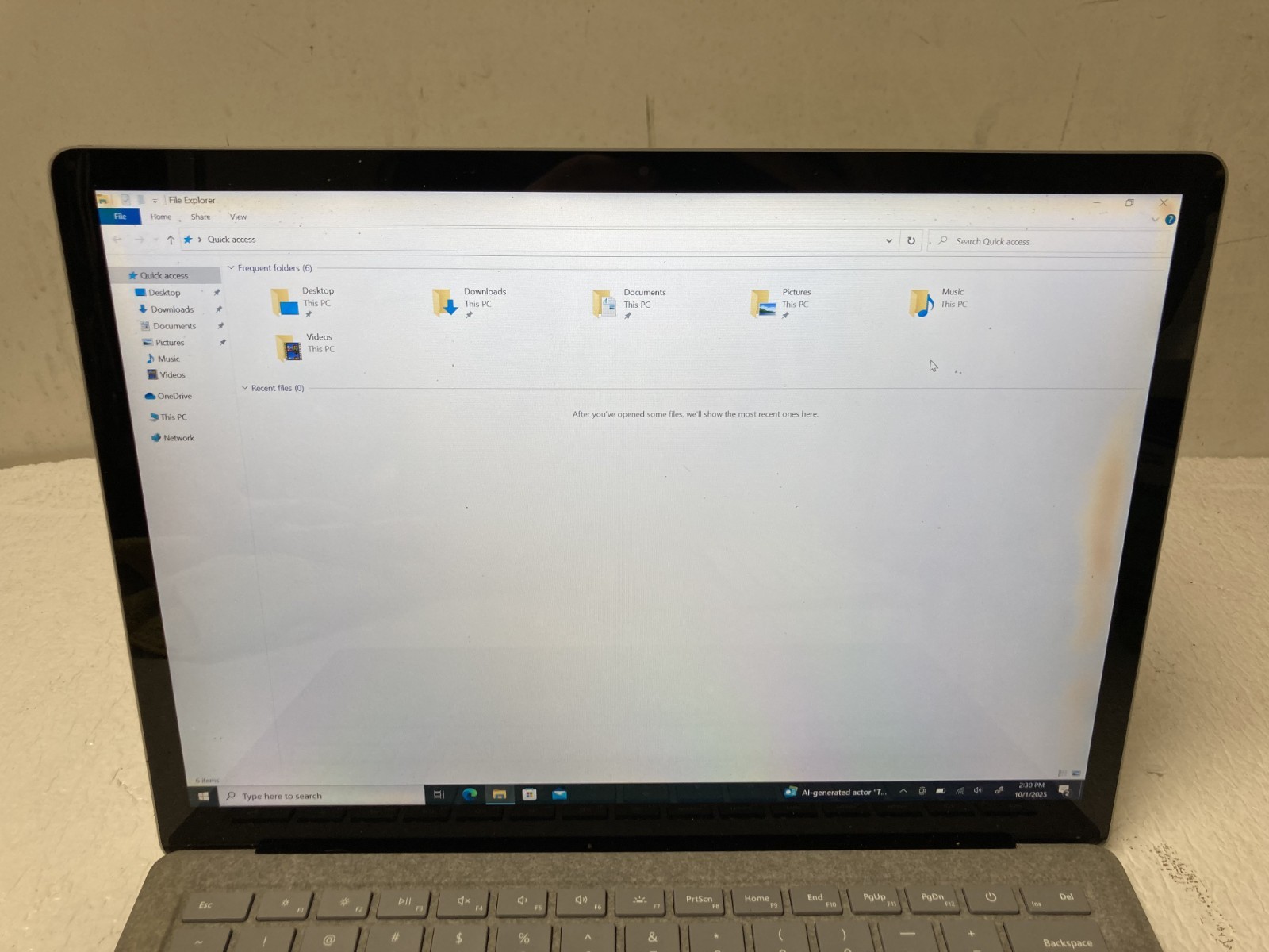 Microsoft 1769 13.5″ i7-7660U 2.5GHz 16GB RAM 512GB SSD Win10Pro Parts *READ