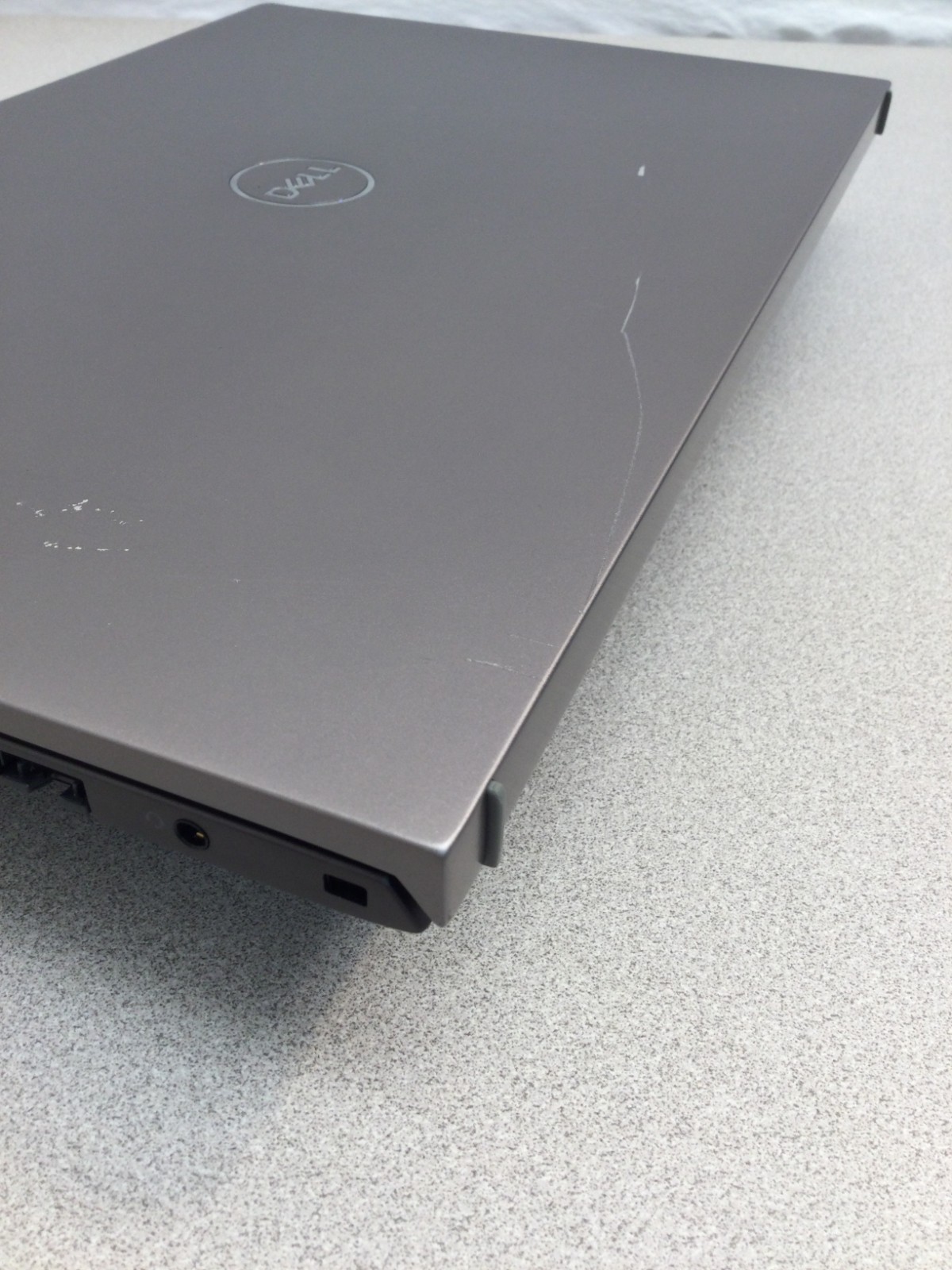 Dell Vostro 14 5410 core i5 11th gen 3.20ghz 256 gb ssd 8gb ram win 11 pro 14”