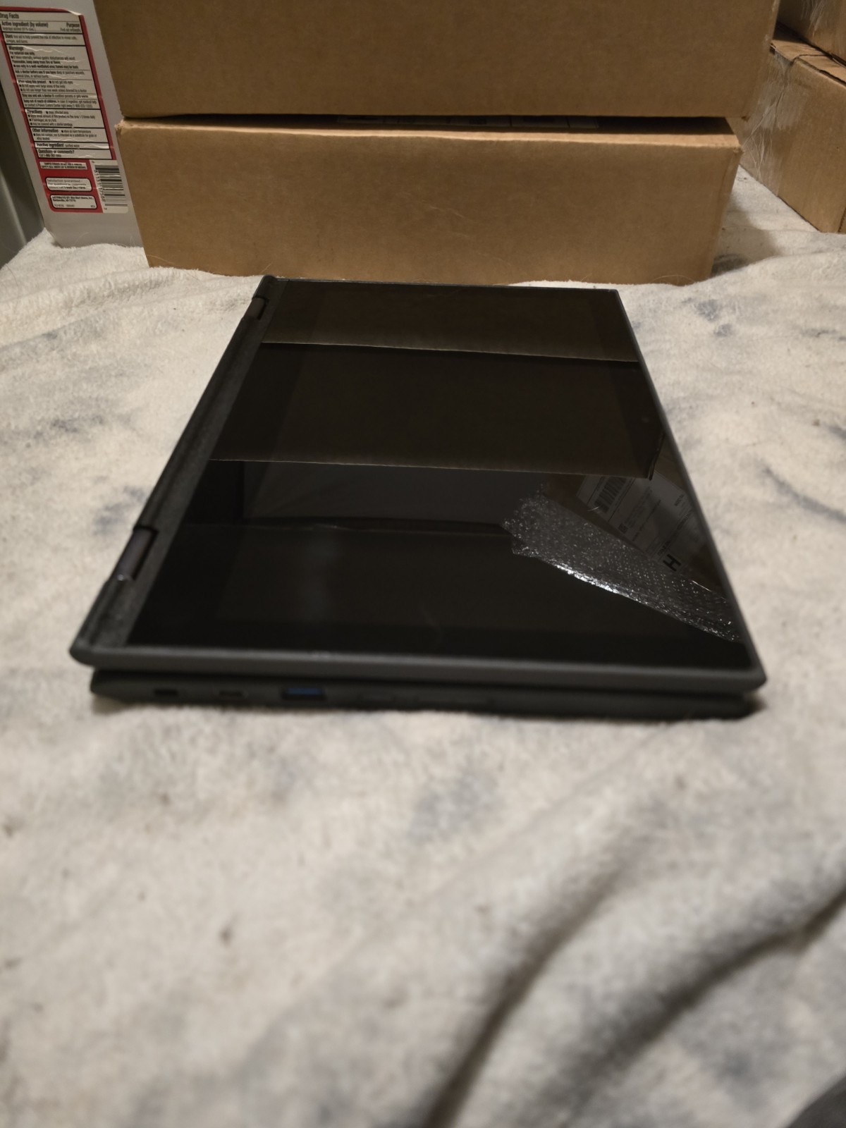 Lenovo 300e Chromebook 2nd Gen 11.6″ Touch|4GB RAM| 32GB eMMC|Mousepad #153