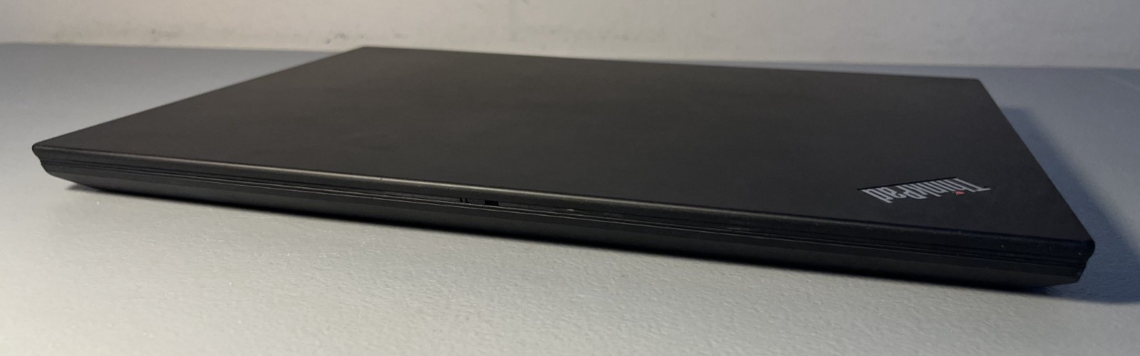  Lenovo ThinkPad P14s Gen 1 Intel i7-10510U 8GB RAM 256GB NVMe macOS 26 Tahoe