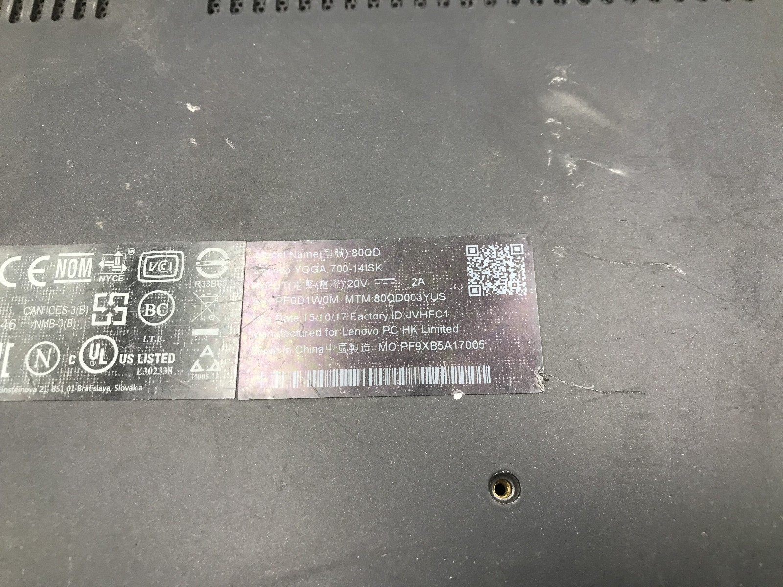 LENOVO YOGA 700 14IDK – FOR PARTS/REPAIR – INTEL I5 6200U – NO RAM -READ DESC-BB