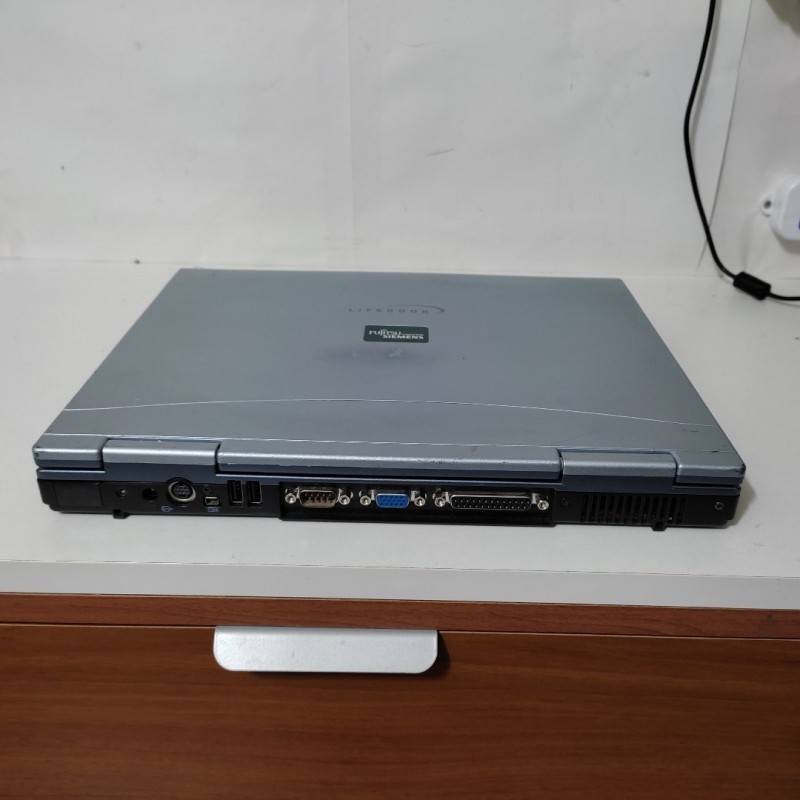 15″ Laptop PC Windows XP 2.20GHz Serial Floppy PCMCIA 21071