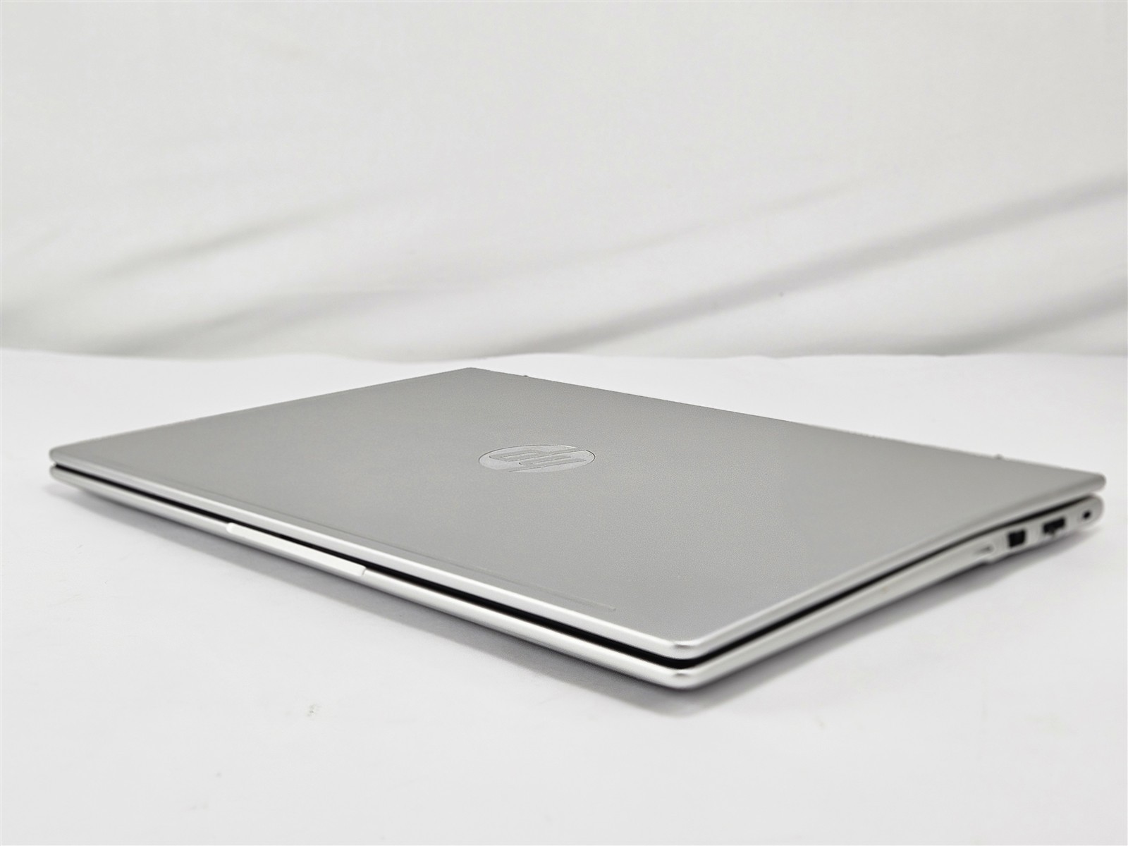 HP ProBook 445 G11 Ryzen 7 7735U 16GB RAM 256GB SSD AMD Radeon 680M
