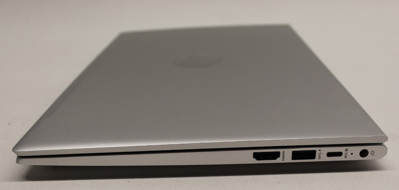 HP Probook 430 G8 i5-1135G7 256GB NvME SSD 16GB DDR4 Win11Pro