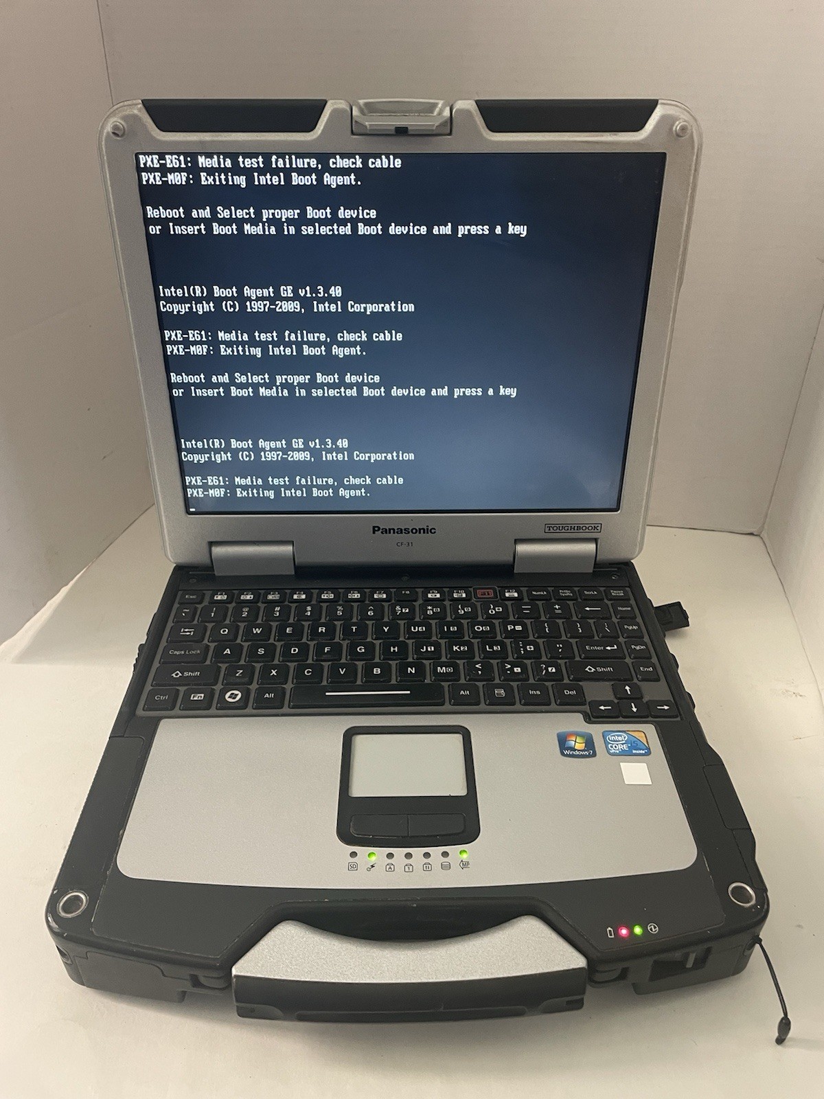 Lot 2 Panasonic CF-31 Core i3-2310M 2.10GHz 4GB RAM – No HHD – With Battery