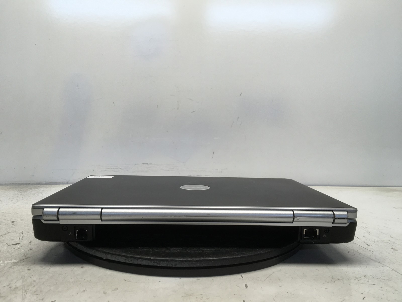 Dell Inspiron 1420 Intel Core 2 Duo 06FD 1.66GHz 2 GB NO HDD No Batt