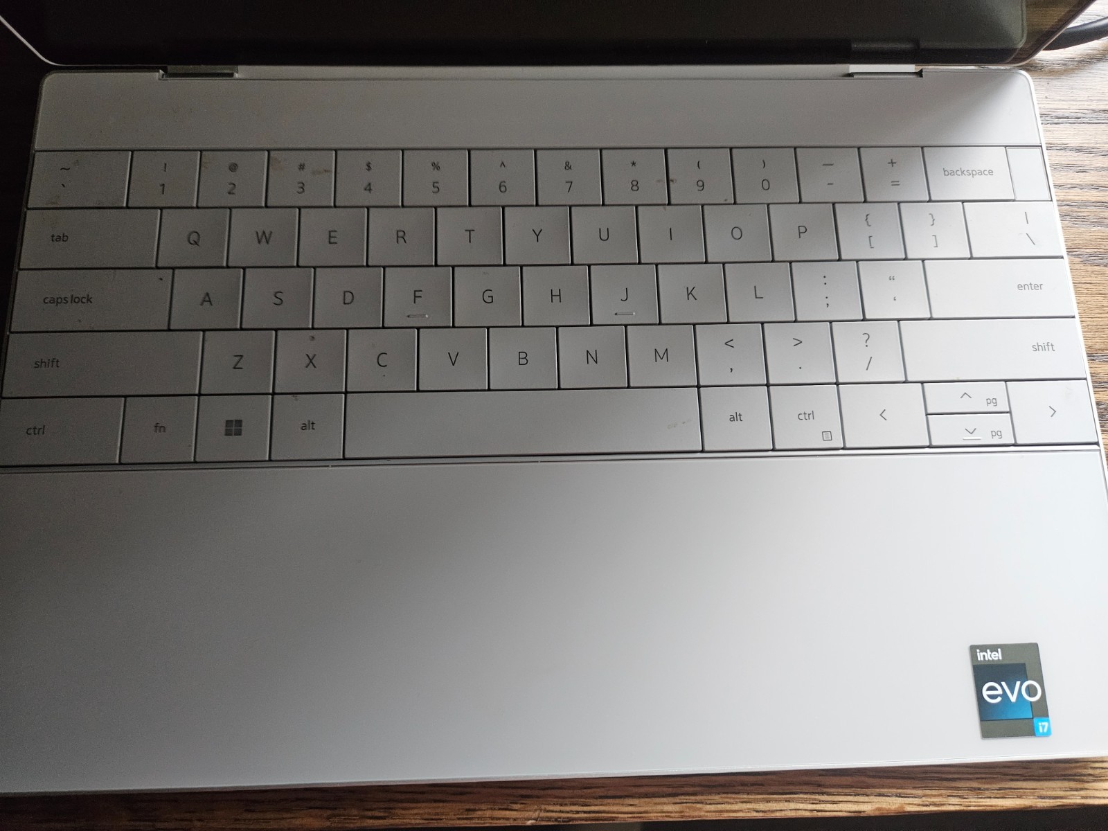 Dell XPS 9320 12th gen Intel core evo i7 16gb ram 1tb storage windows 11
