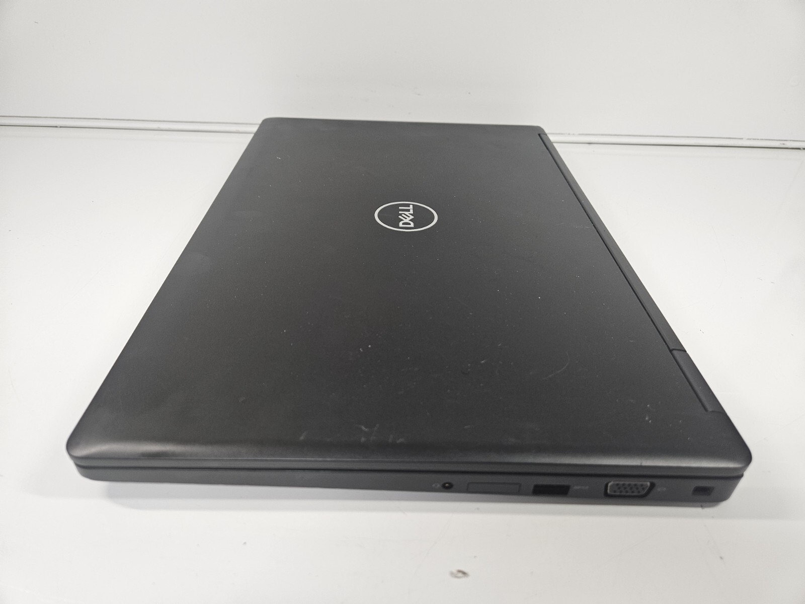Dell Latitude 5590 Intel i5-8350U 1.70GHz 16GB RAM 250GB M.2 NVME SSD Win 11 Pro