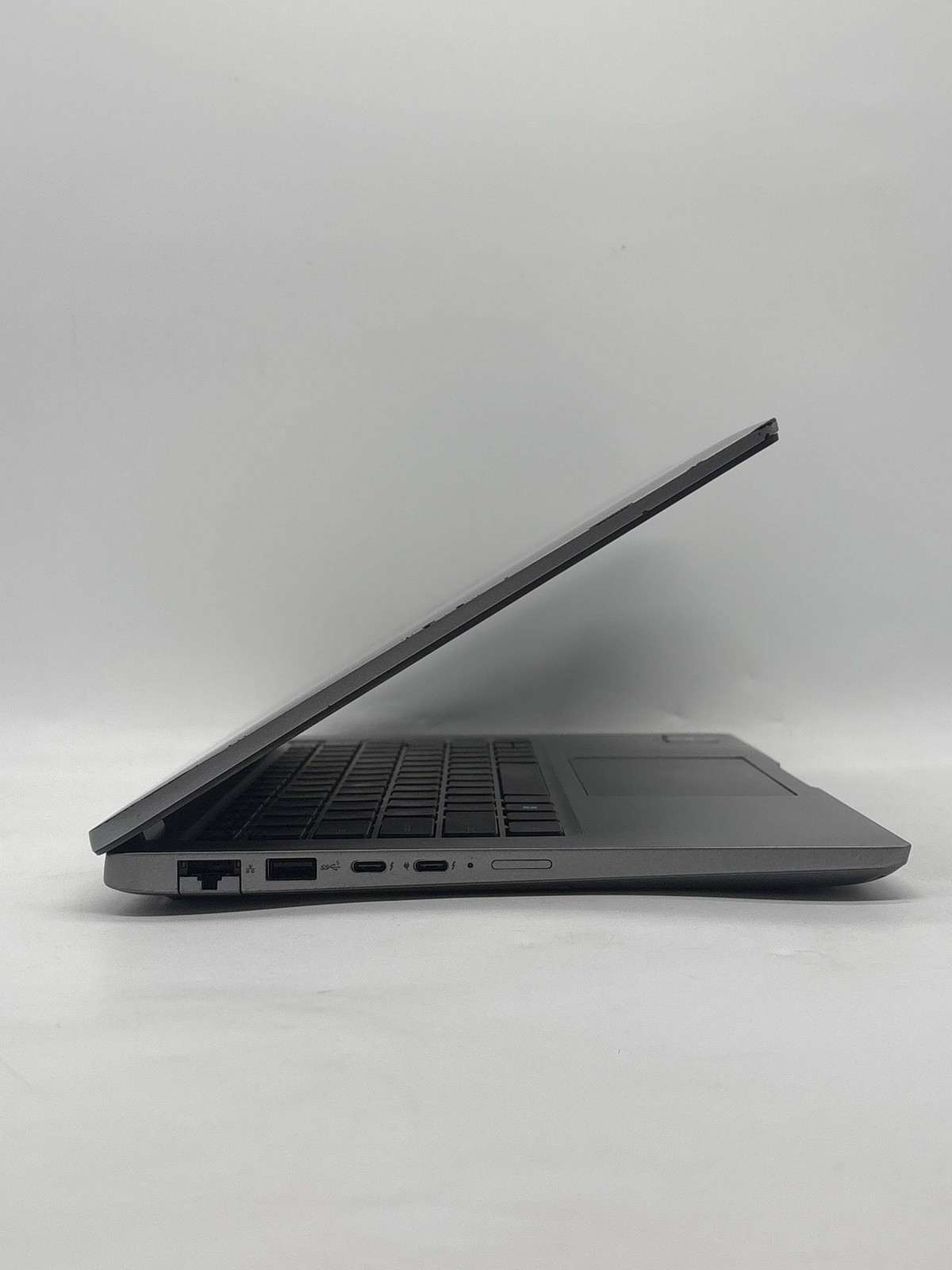 Dell Latitude 5440 14″ i5-1335U 16GB RAM 256GB SSD – Used
