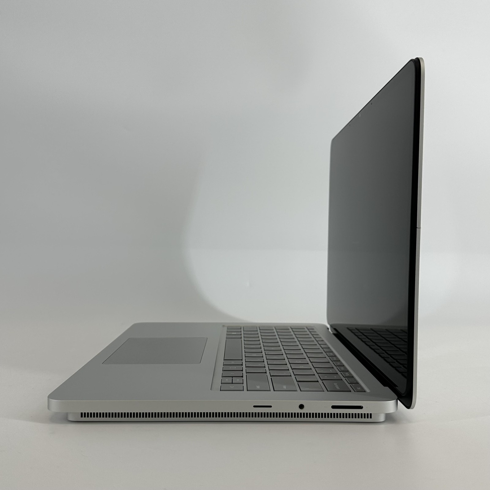 Microsoft Surface Laptop Studio 2 14.4 2K TOUCH i7-13700H 16GB 512GB RTX 4050