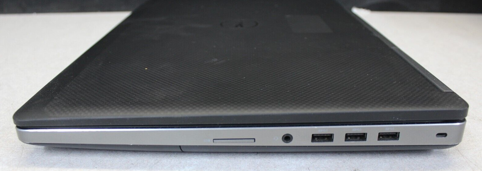Dell Precision 7710 I7-6820HQ 512GB SSD 32GB DDR4 Win11Pro