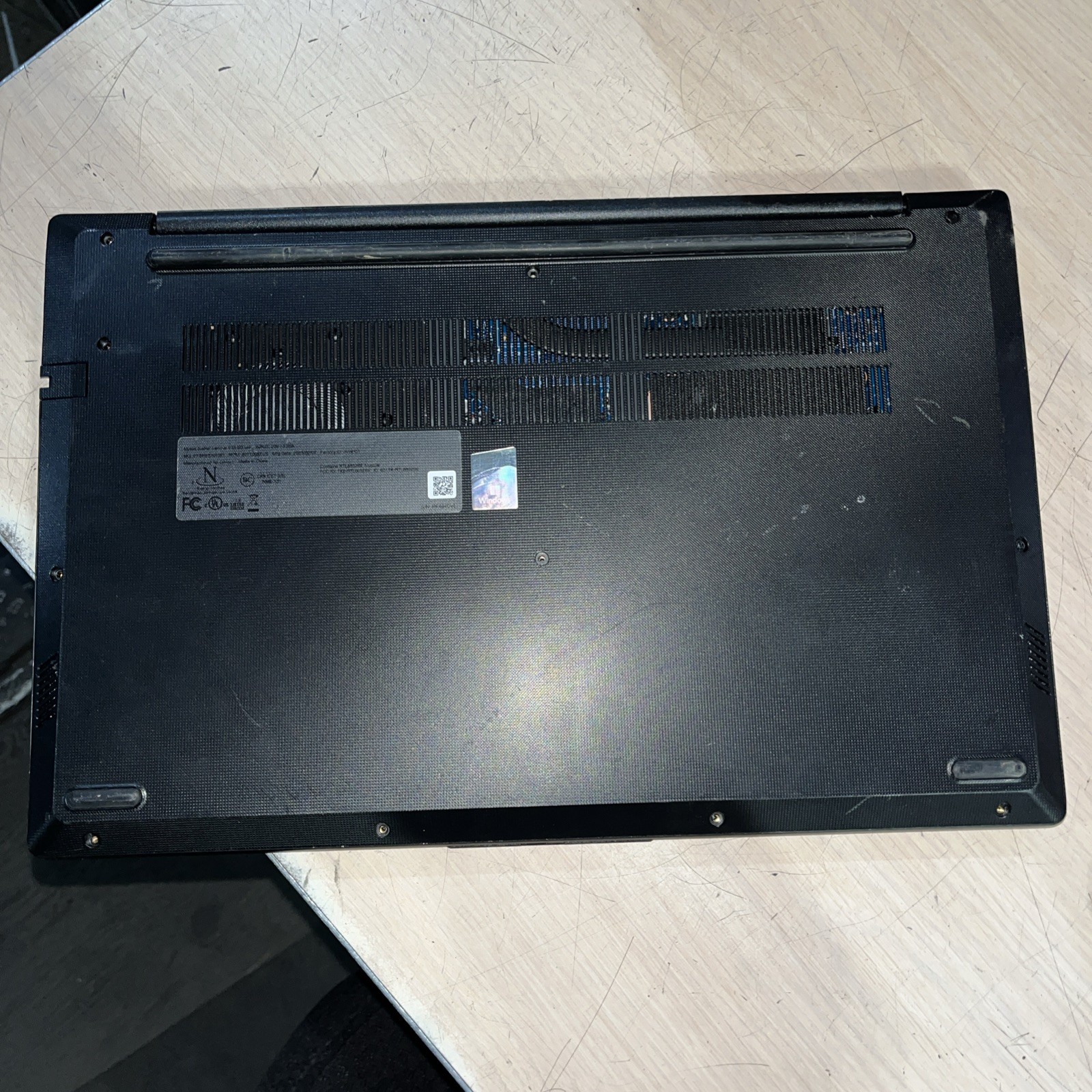LENOVO V16 G33AP INTEL CORE I3 11TH GEN 8GB RAM NO HD