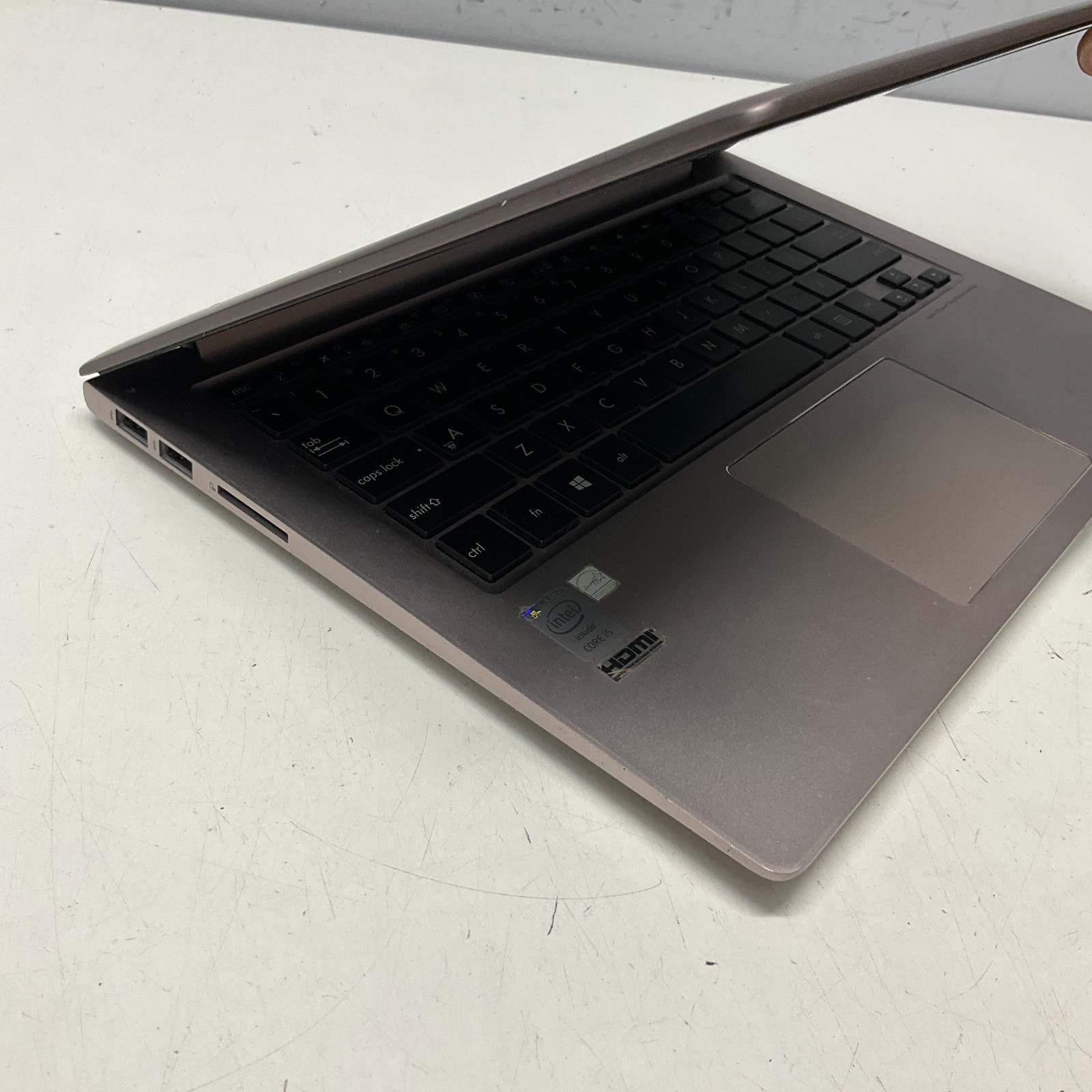 Asus UX303LA Laptop Intel Core i5-4210U @ 1.70 GHz 12GB 256GB SSD Win 10 Pro
