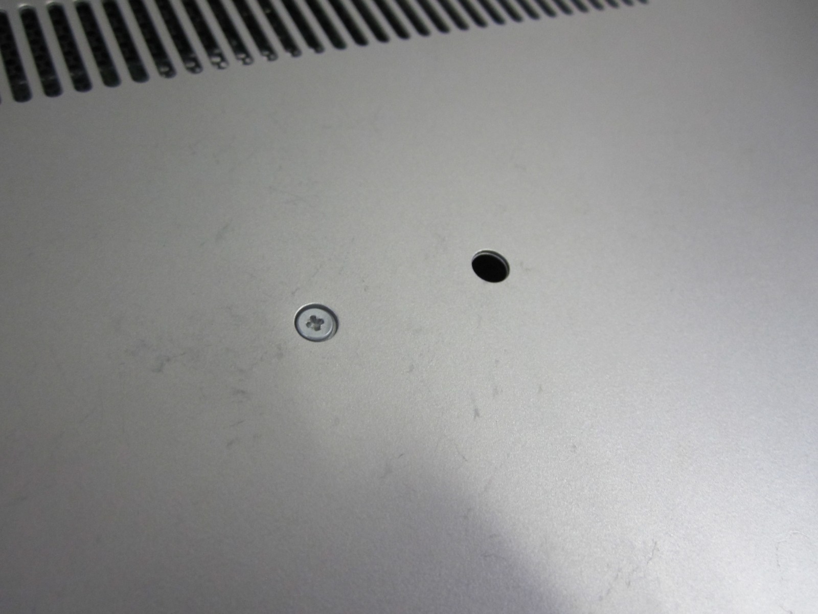 HP ProBook 650 G5 i5-8365U 1.60GHz 16GB 240GB Laptop NO OS + AC READ
