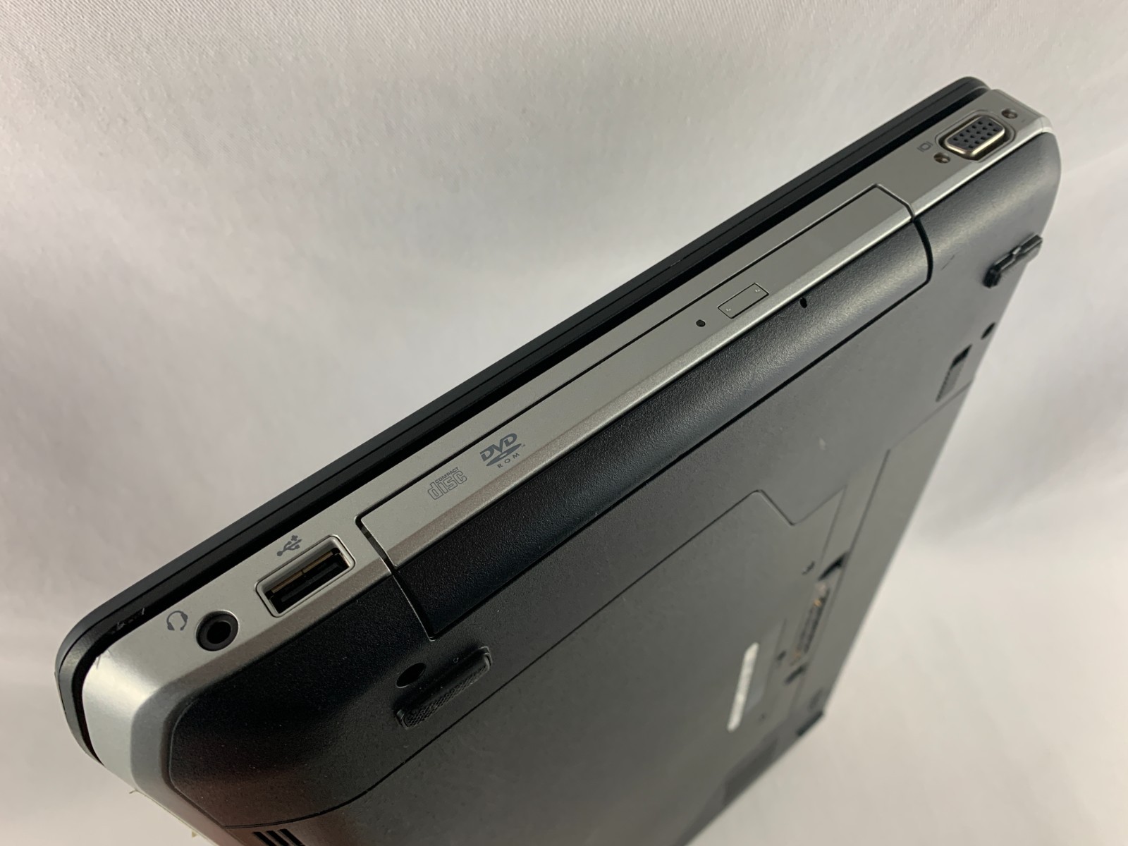 Dell Latitude E5530 Laptop For Parts/Repairs, No HDD/ OS Has Caddy, Screen Issue