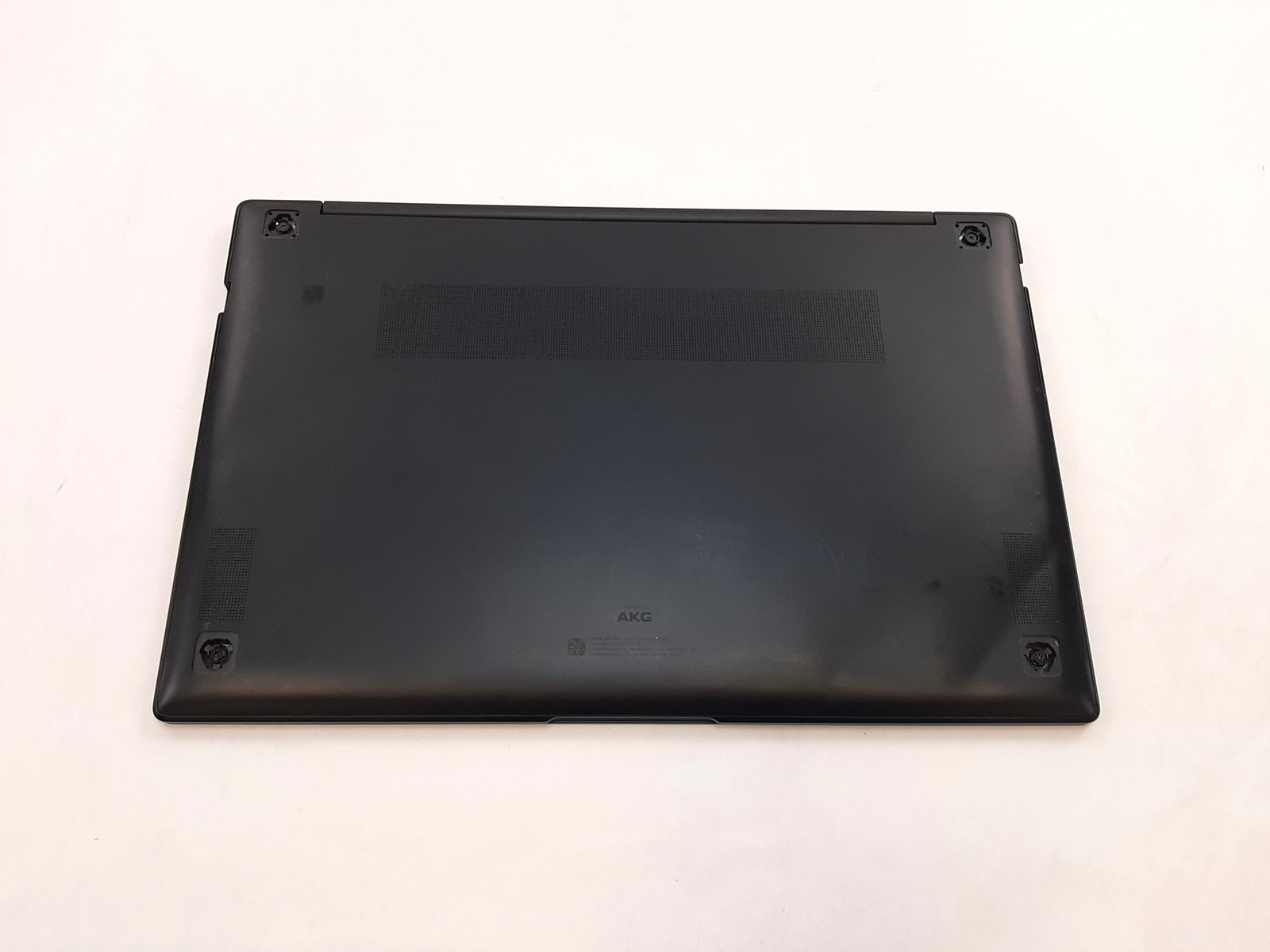 Samsung Galaxy Book2 i5-1240P 8GB RAM 256GB NVMe Dents Parts/Repair No AC C3*554