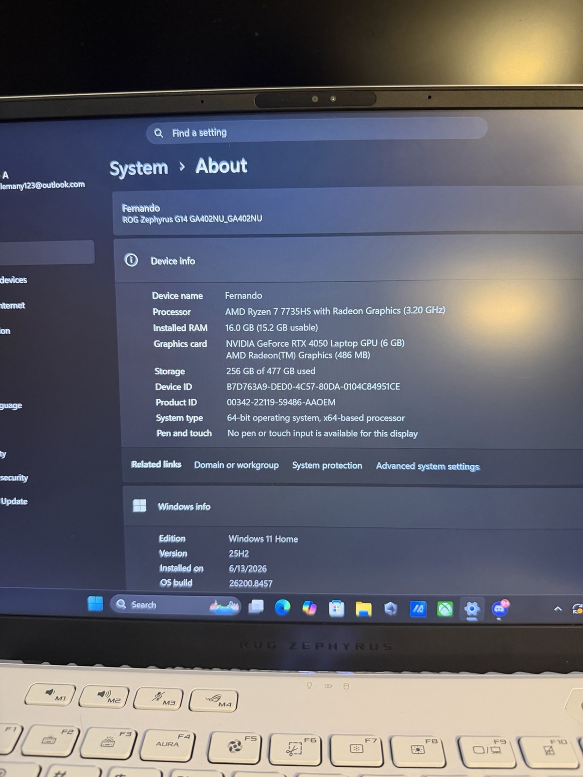 ASUS ROG Zephyrus G14 GA402NU 14in Ryzen 7 7735HS 16GB 1TB RTX 4050 White W11