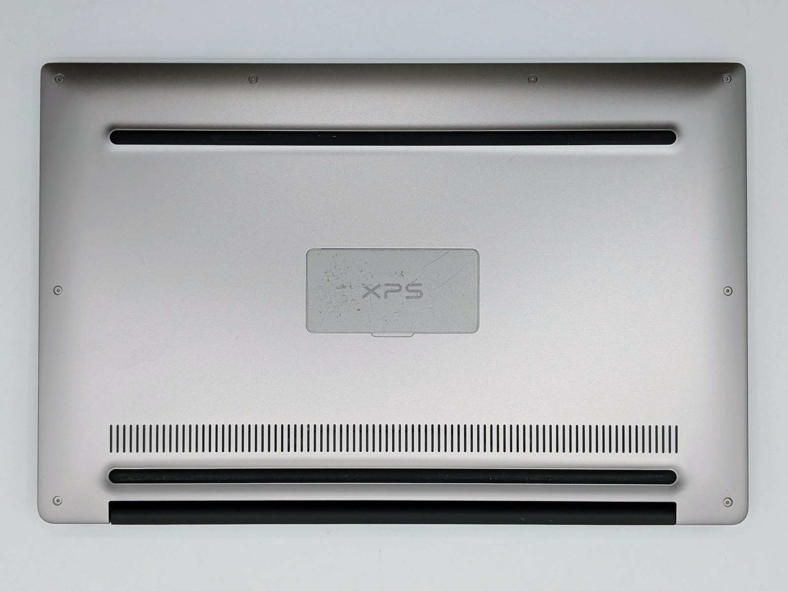 Dell XPS 13 9360 13″ QHD+ Touch I7-7560U 256GB SSD 16GB W10 Webcam Backlit