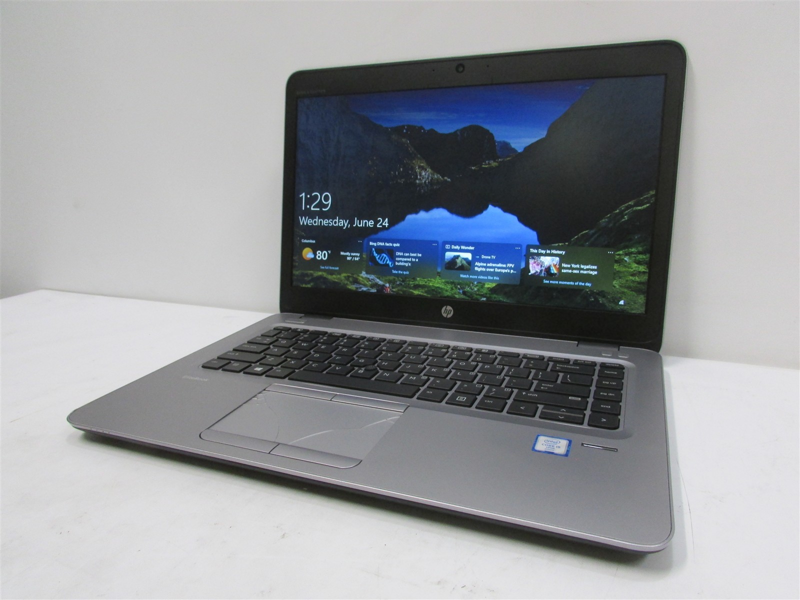 HP Elitebook 840 G3 i5-6300U 2.4GHz 8GB RAM 256GB m.2 14″ Win 10 Pro TPAD DMG