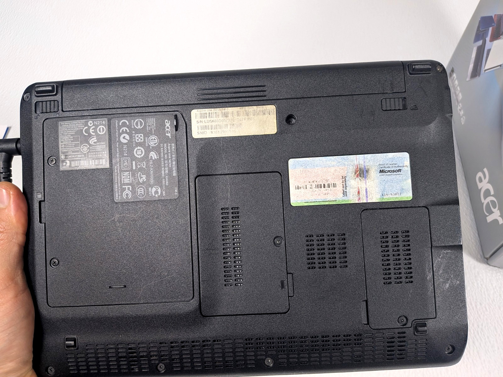Acer Aspire One D250 Model No. KAV60 Blue Tested w/ Power Clean & Working In Box