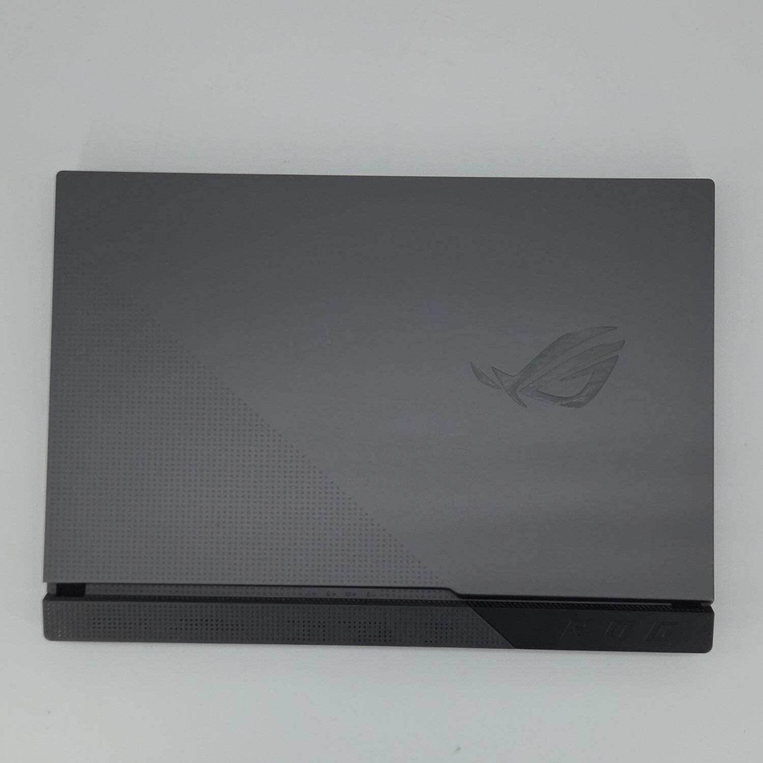 Asus ROG Strix G713Q 17.3″ Ryzen 9 5900HX 16GB RAM 1TB SSD GeForce RTX 3060