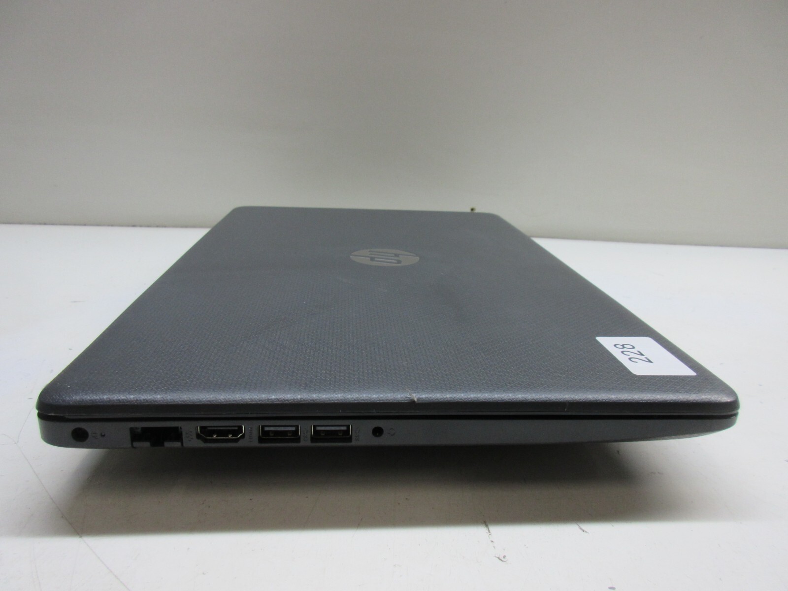 HP 15-DB0050NR AMD A4-9125 2.3GHz 8GB Windows 10 256GB SSD