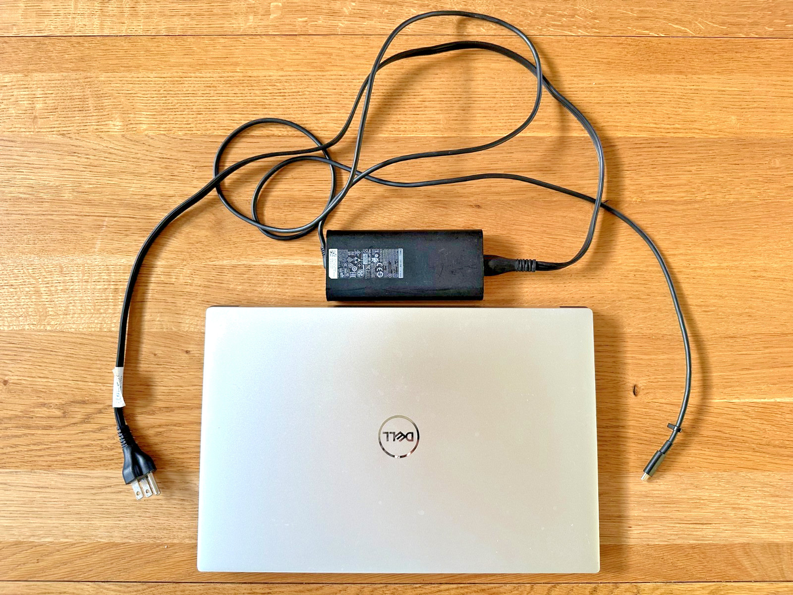Dell XPS 15 9500 Intel Core i7-10750H NVIDIA GeForce 1650 Ti 15.6″ Laptop FHD