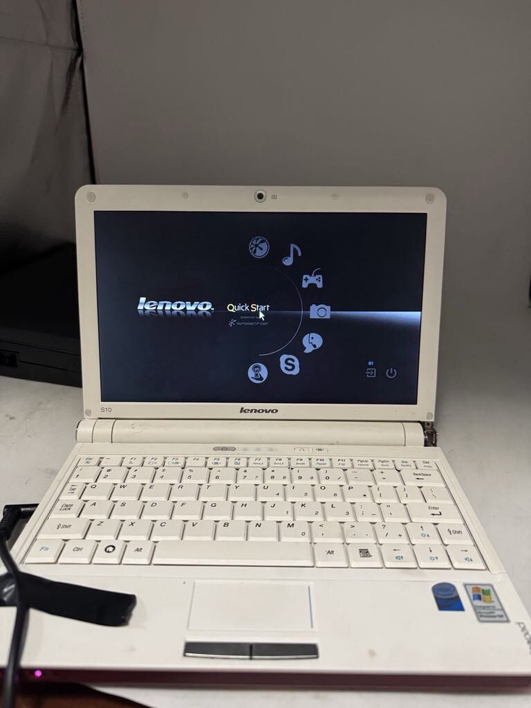 Lenovo IdeaPad S10 4231 Red Powers on , Partially Tested NO POWER SUPPLY