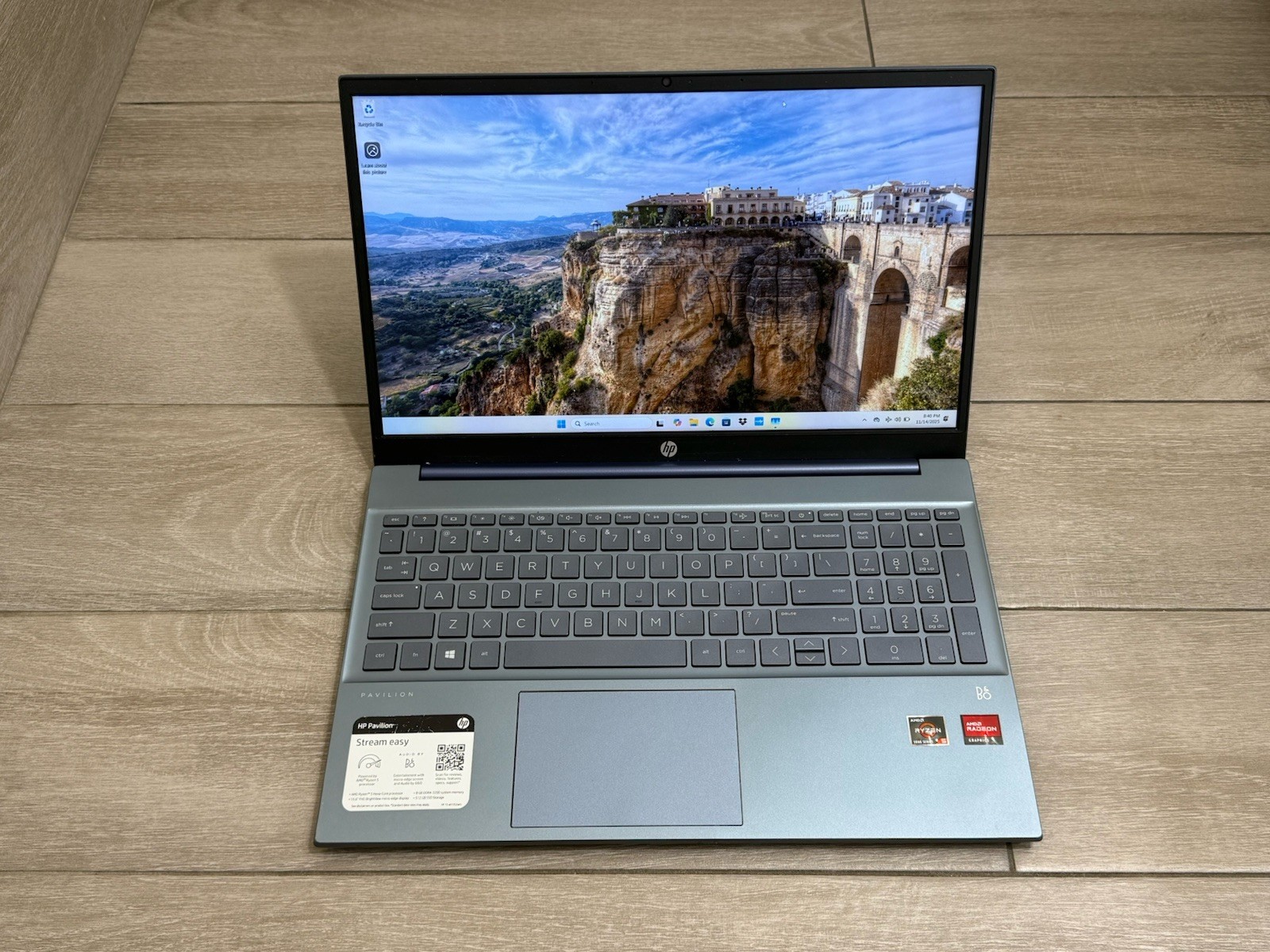 HP Pavilion 15-EH1052WM 15.6″ AMD Ryzen 5 5500U 2.10GHz 512GB SSD 8GB Ram Laptop
