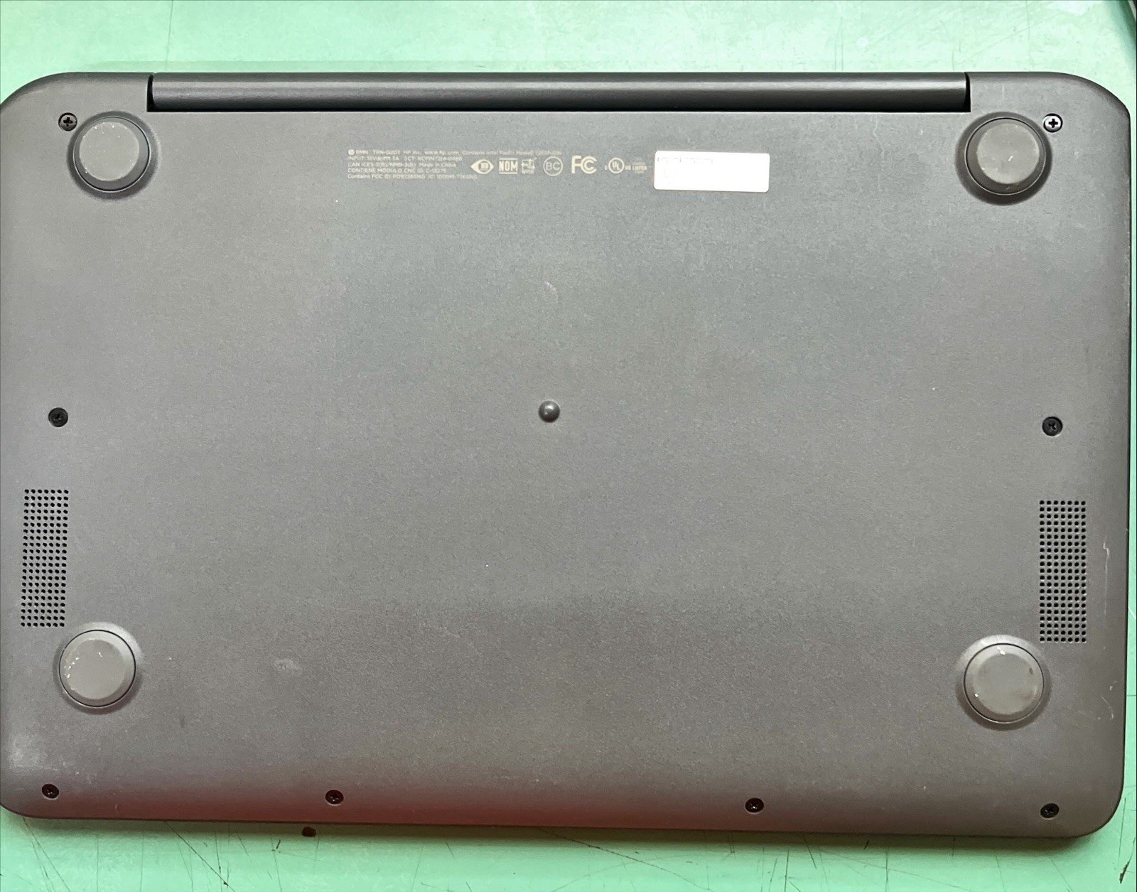 HP-Awesome Chromebook 11 G5 7265 NGW With 2 USB-C ports 2 USB and 1 Micro SD