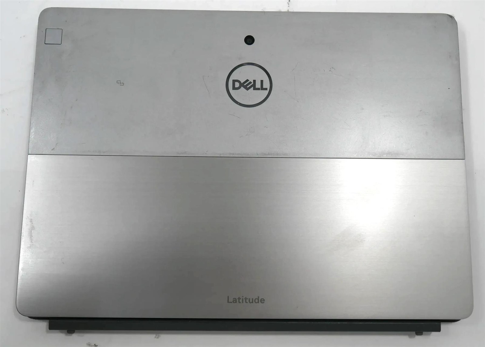 Dell Latitude 7210 Core i7-10610U 1.80GHz 16GB 256GB SSD