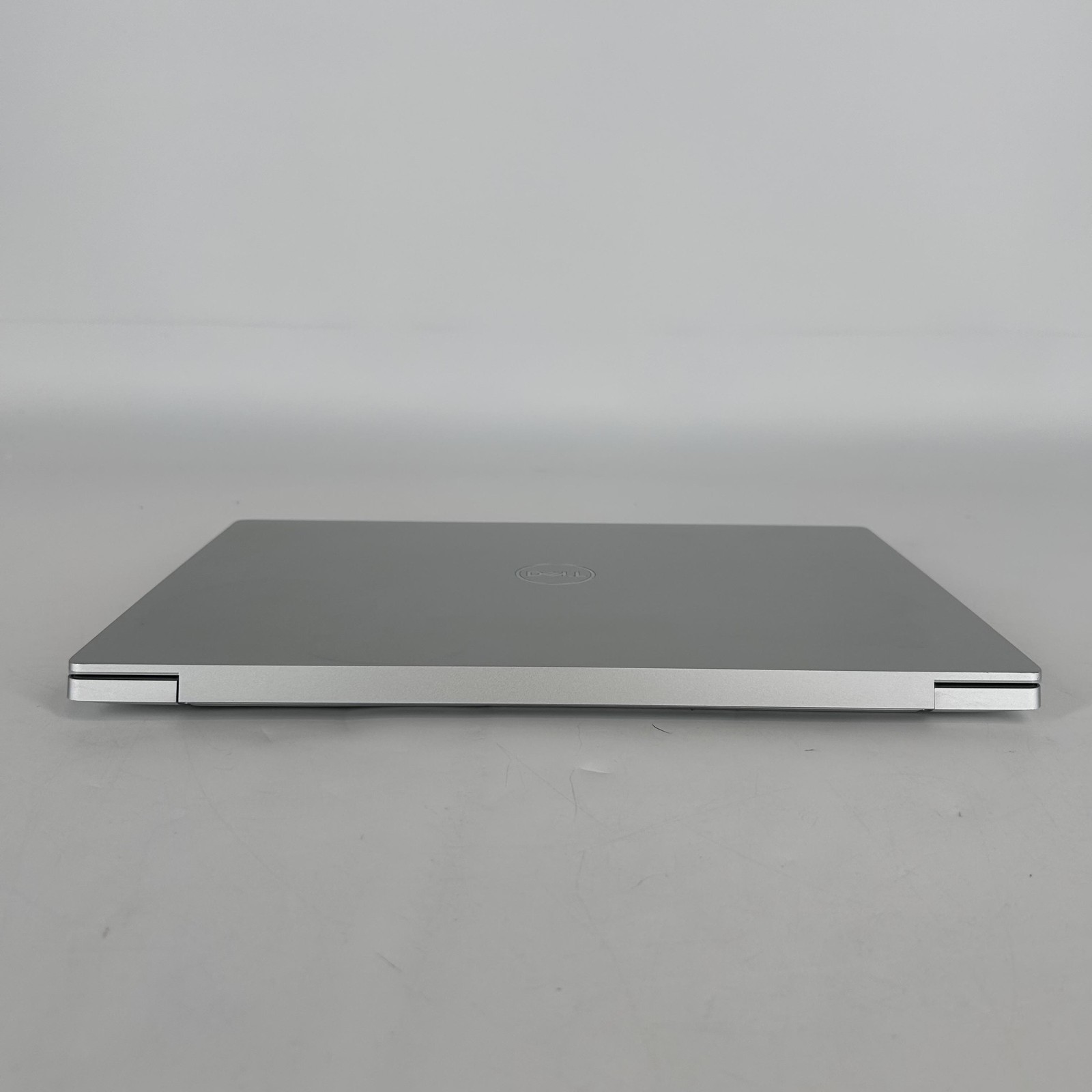 Dell XPS 13 Plus 9320 FHD+ 1.7 GHz i5-1240P 8GB RAM 512GB WATER DAMAGED SCREEN