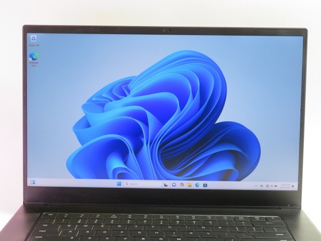 RAZER BLADE 15 RZ09-0421PEC3 (2022) i7-12800H 32GB 1TB NVMe RTX 3080Ti WIN 11
