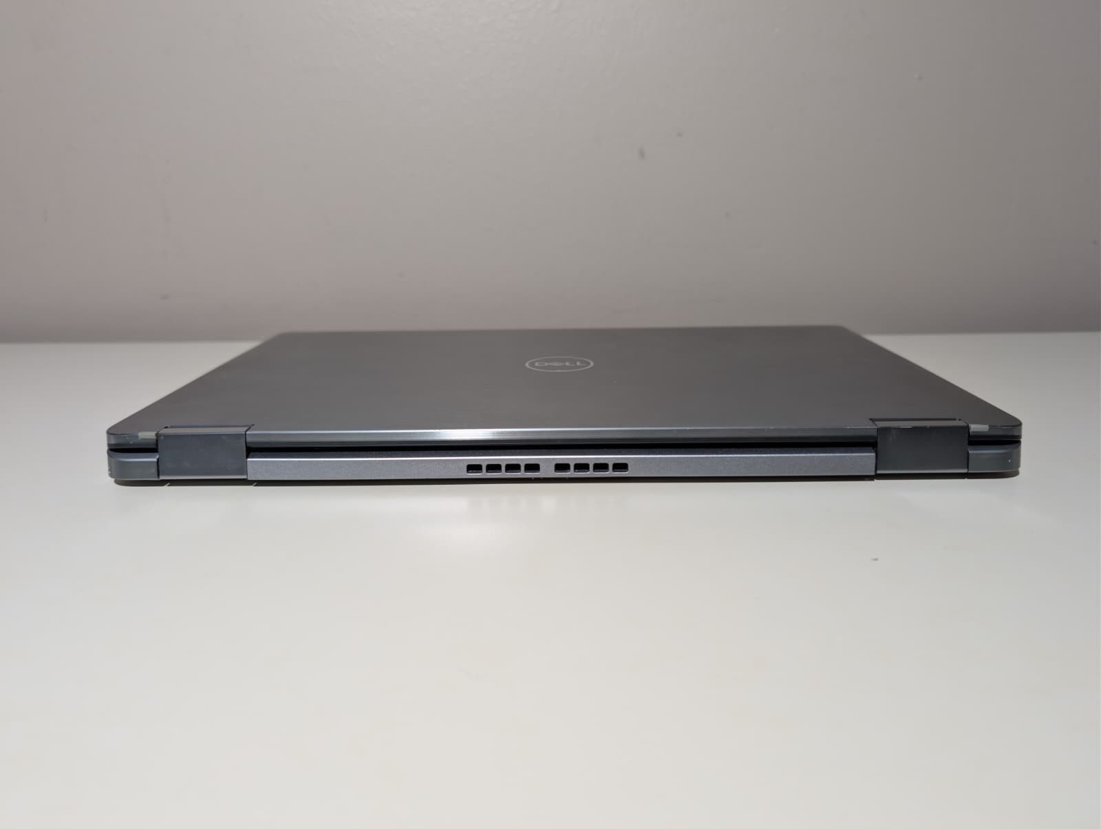 READ! Dell Latitude 7400 2-in-1 | i7 8th Gen 16GB RAM (Embedded) NO SSD | AS-IS
