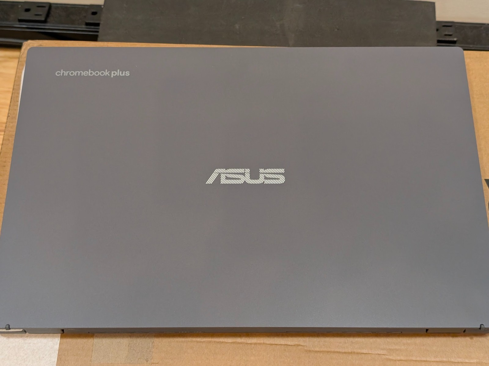 ASUS Chromebook Plus CX34 14 FHD Touch Intel i3-1215U 8GB 128GB UFS Chrome OS