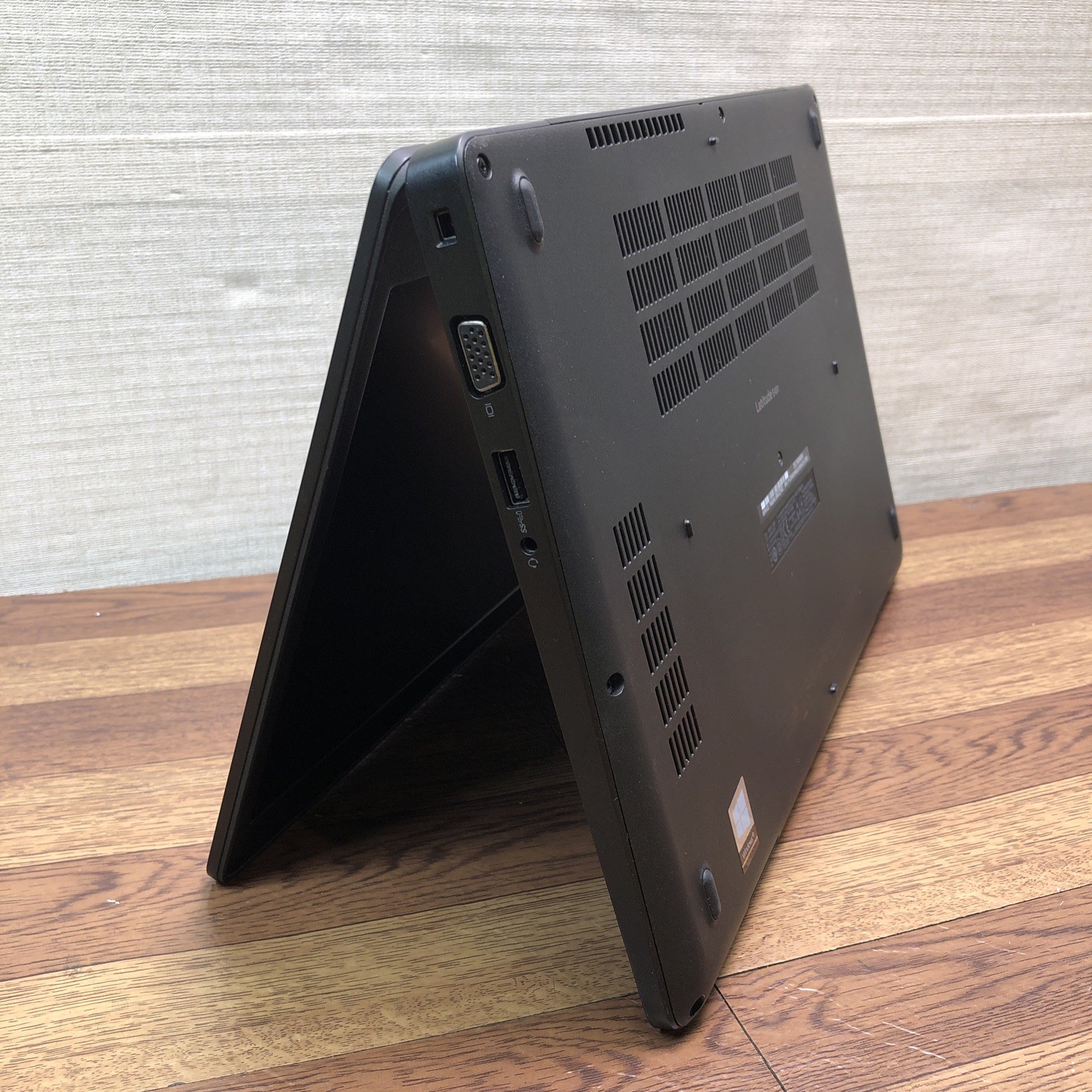 Dell Latitude 5491 14” Intel Core i7-8850H 2.6GHz 32GB RAM 512 GB SSD – No OS