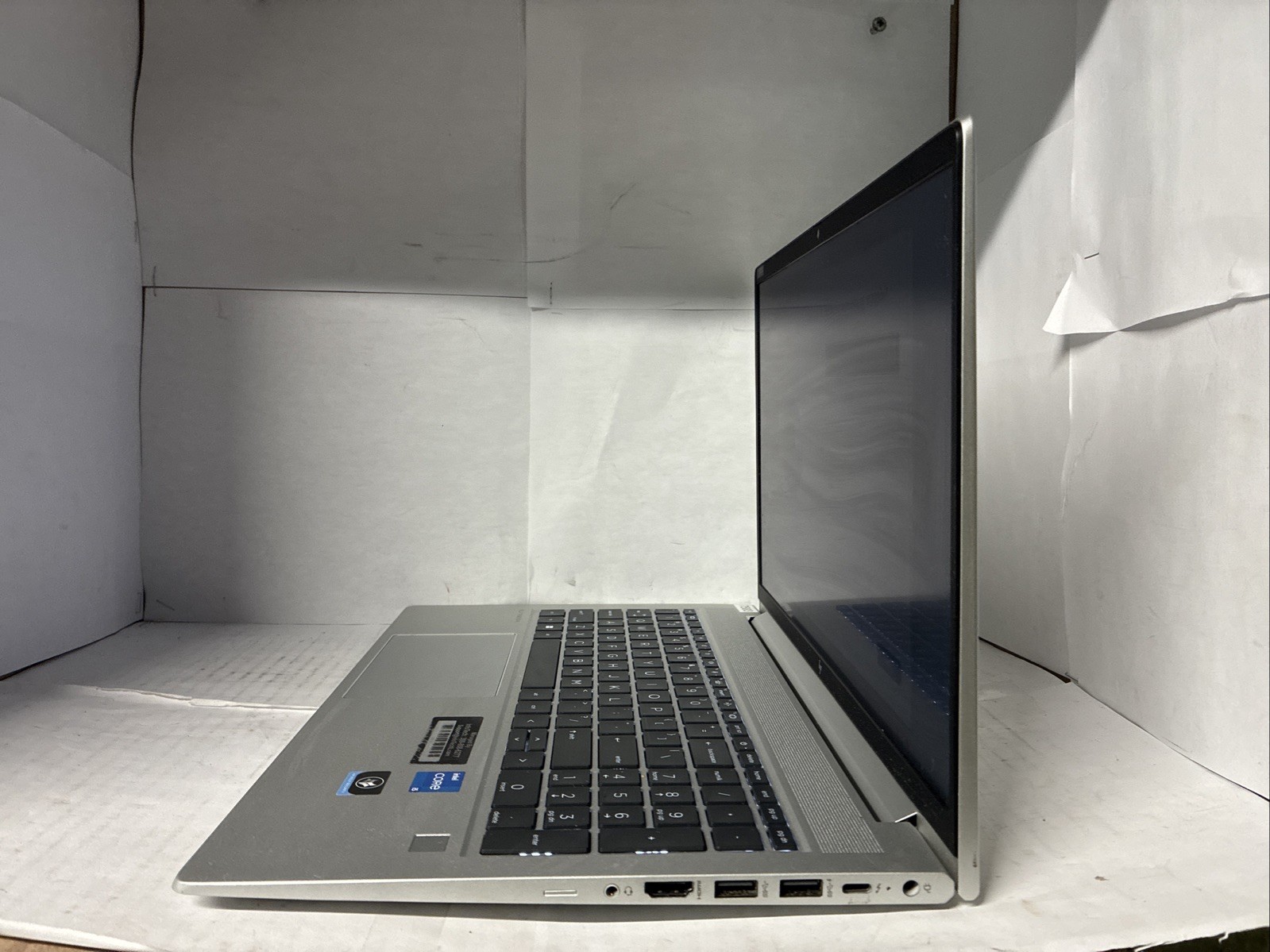 HP EliteBook 650 G9 15.6″ i5-12th Gen 16GB RAM 238GB SSD Win 11 charger-used