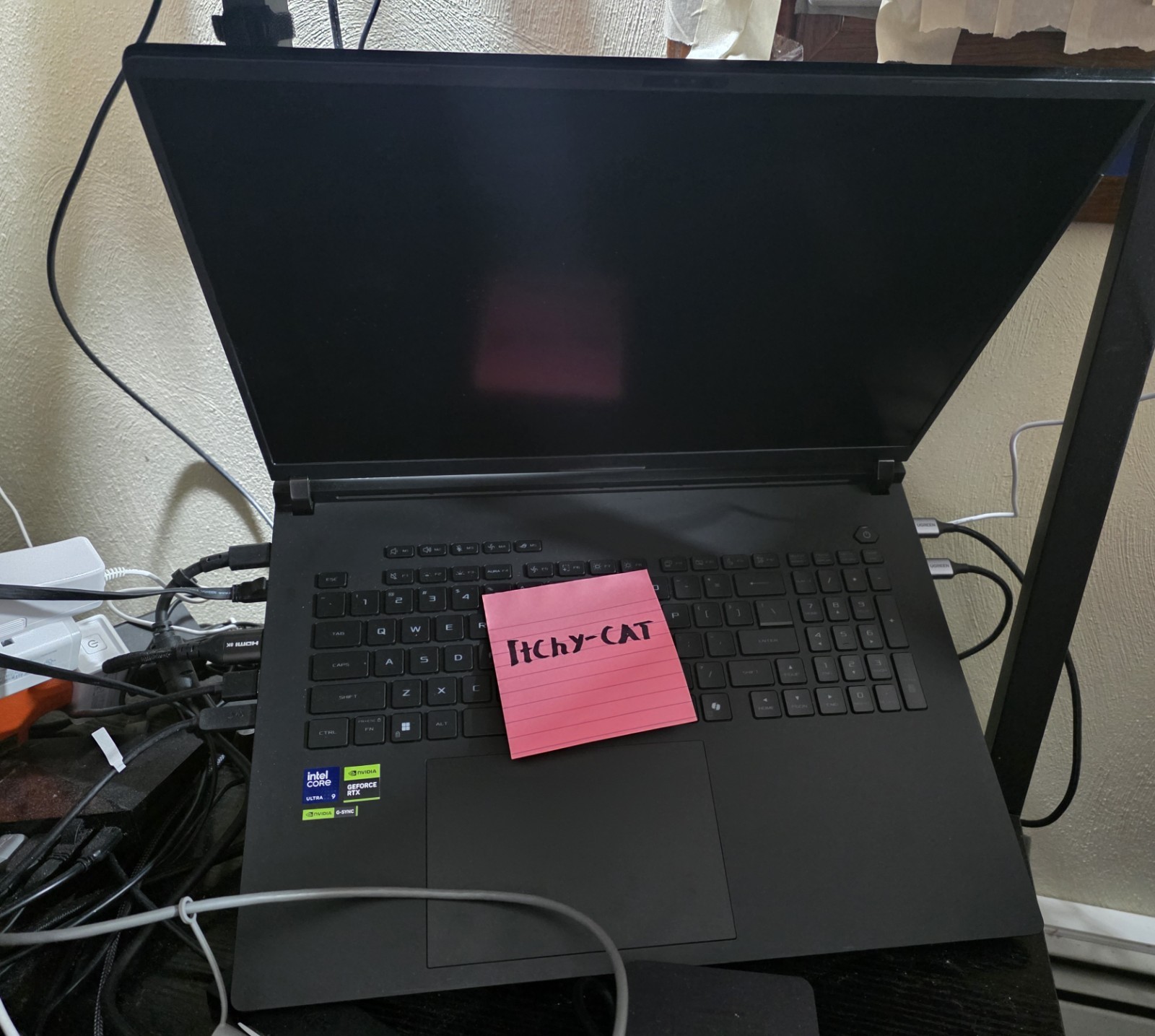 ASUS ROG Strix SCAR 18 G835LX-XS97 Ultra 9 275HX RTX 5090 64GB RAM 2TB SSD