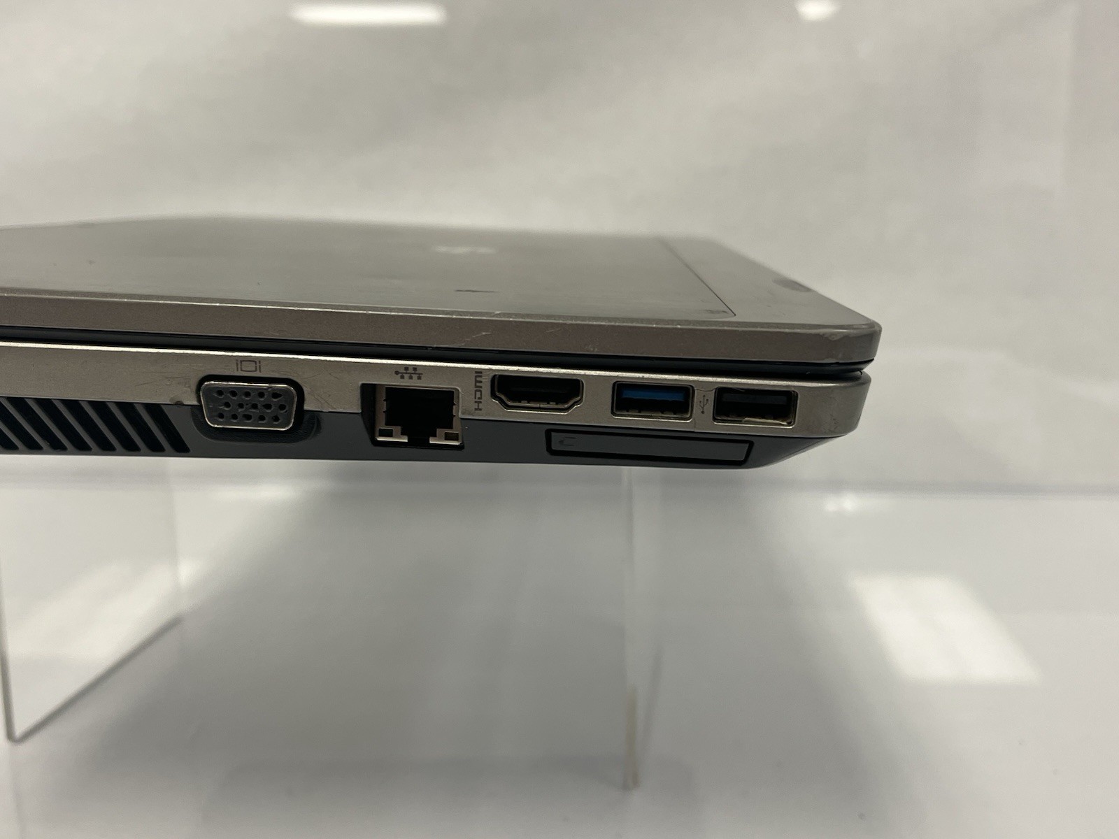 HP Probook 4430S i5-2450M 2.5GHZ 8GB RAM NO HDD NO OS