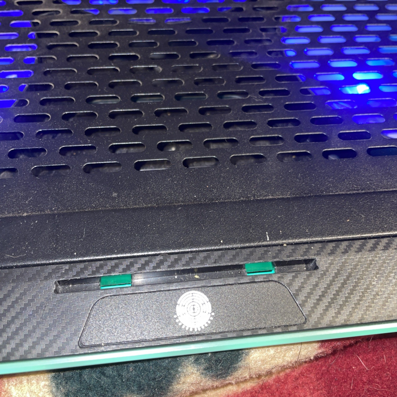 Hp G62 w 165 GB SSD And 8 Gb Ddr3 Linux Mint & Cooling Pad RGB Light And Charger